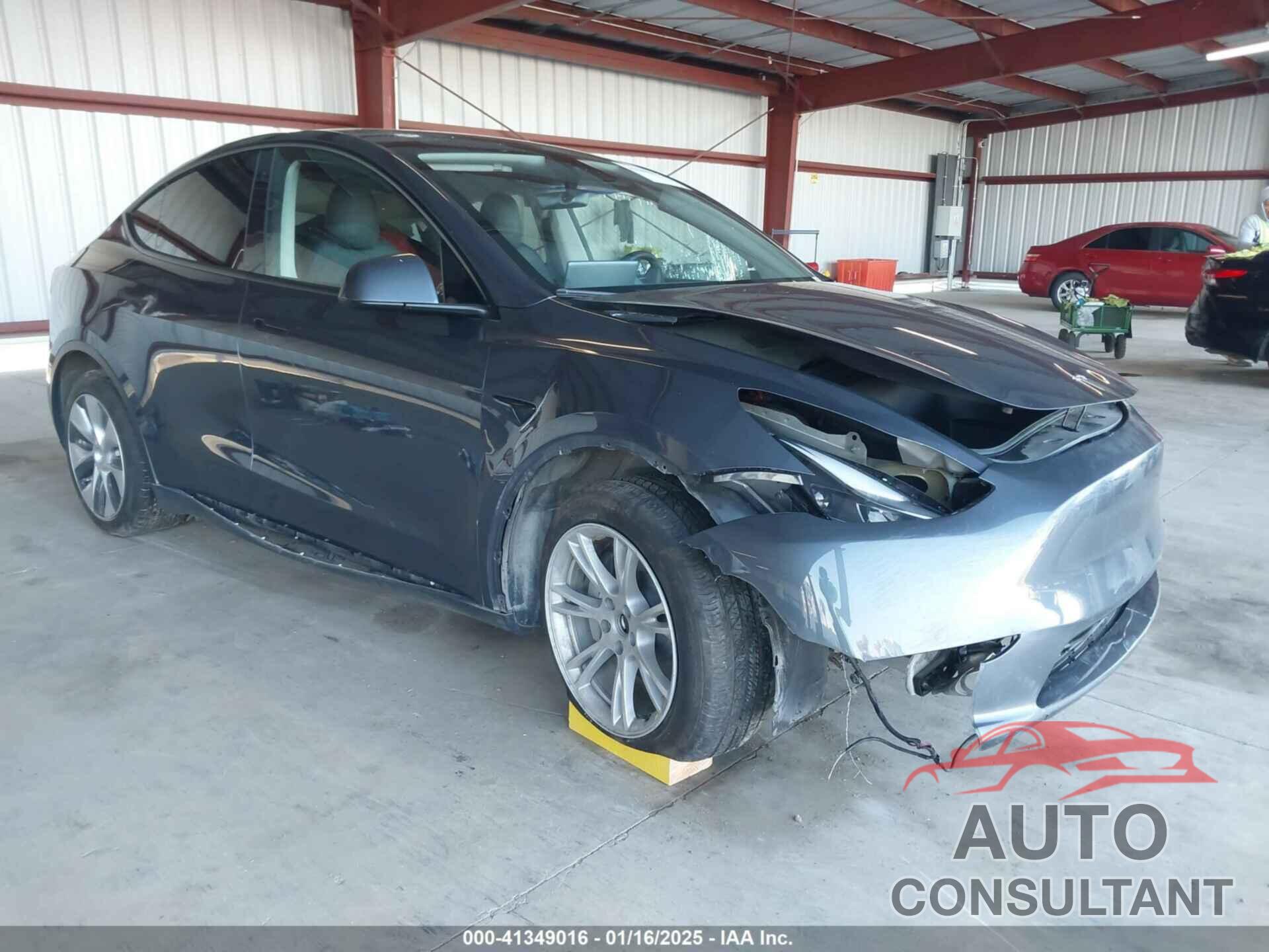 TESLA MODEL Y 2023 - 7SAYGDEE3PF644911