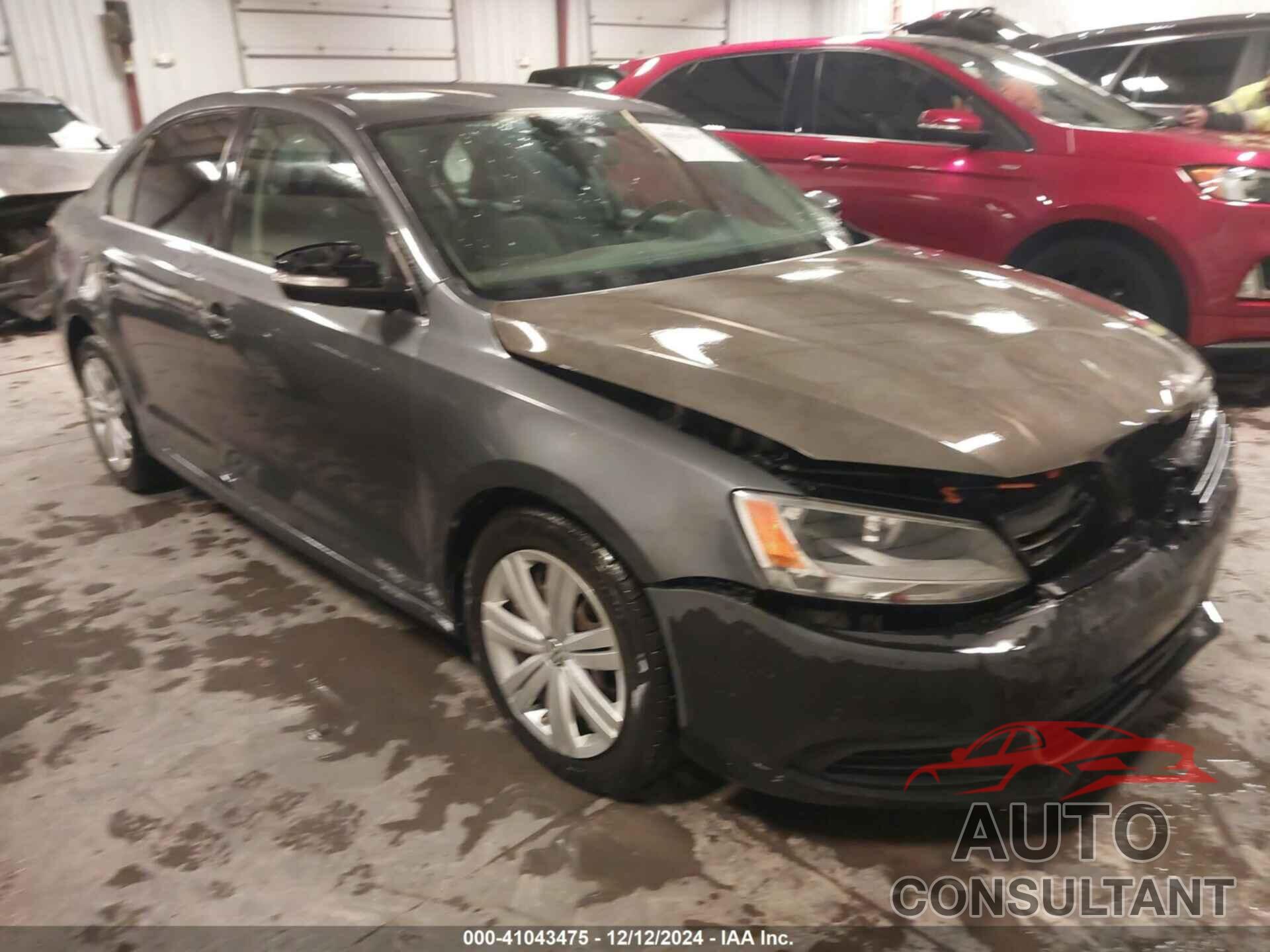 VOLKSWAGEN JETTA 2013 - 3VWDP7AJ8DM406489