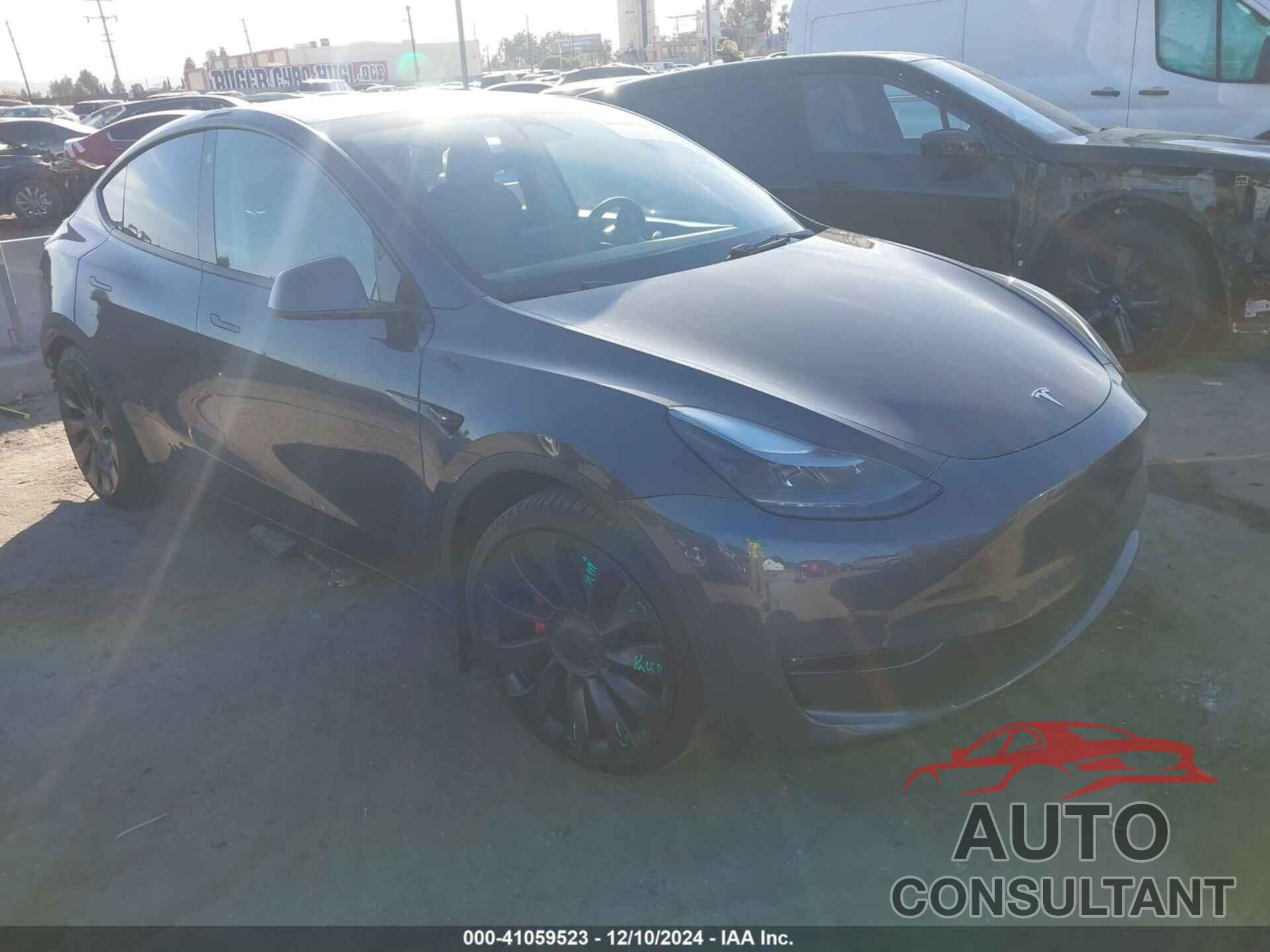 TESLA MODEL Y 2022 - 7SAYGDEF4NF393130