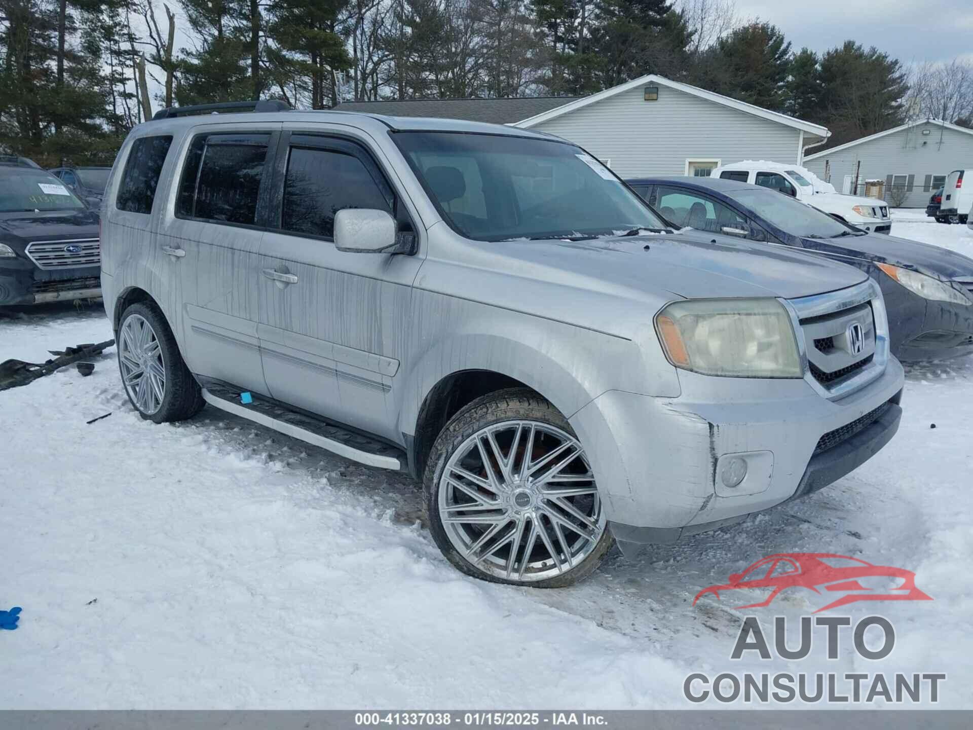 HONDA PILOT 2011 - 5FNYF3H6XBB041672