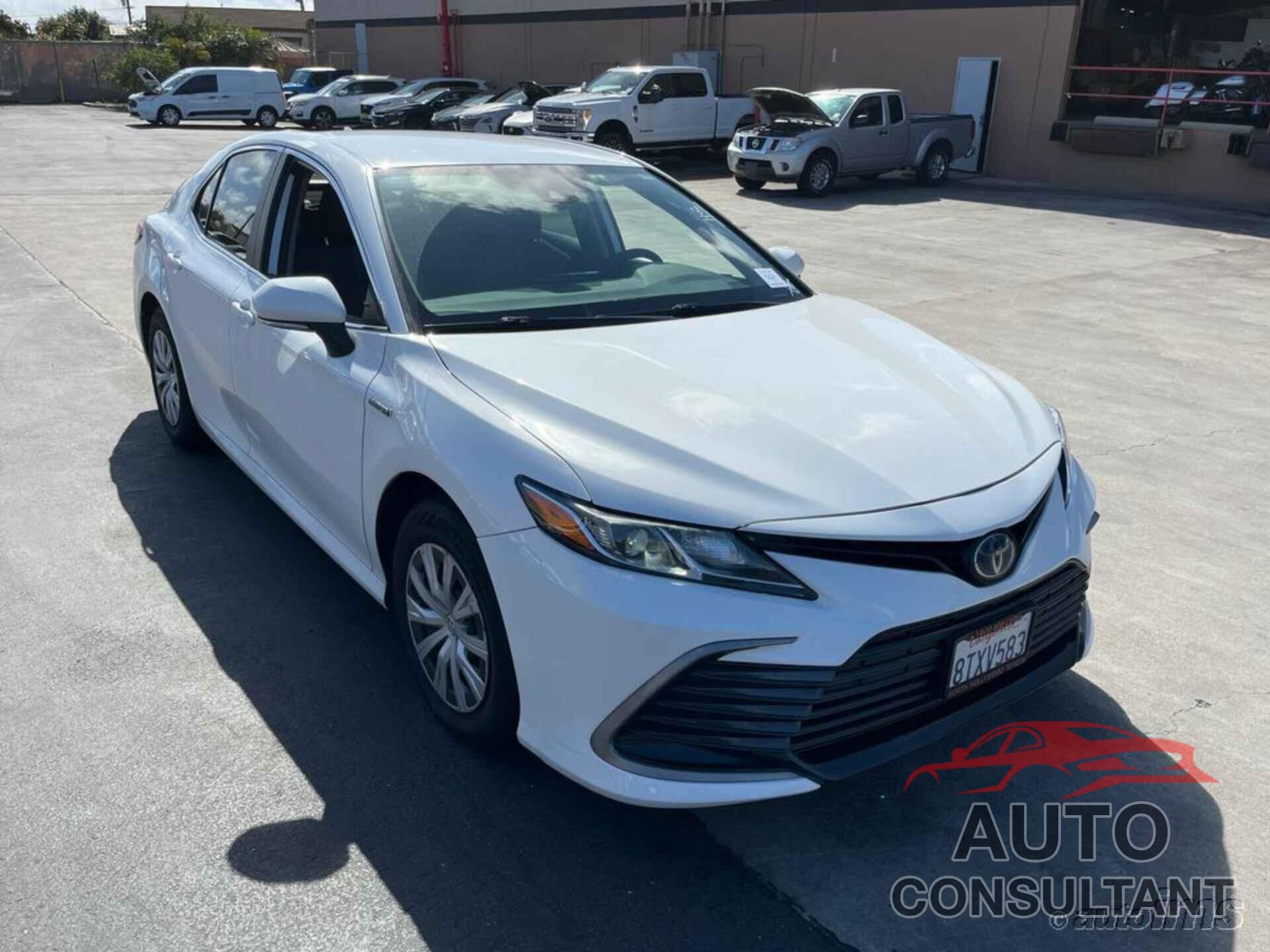 TOYOTA CAMRY 2021 - 4T1C31AK0MU021001