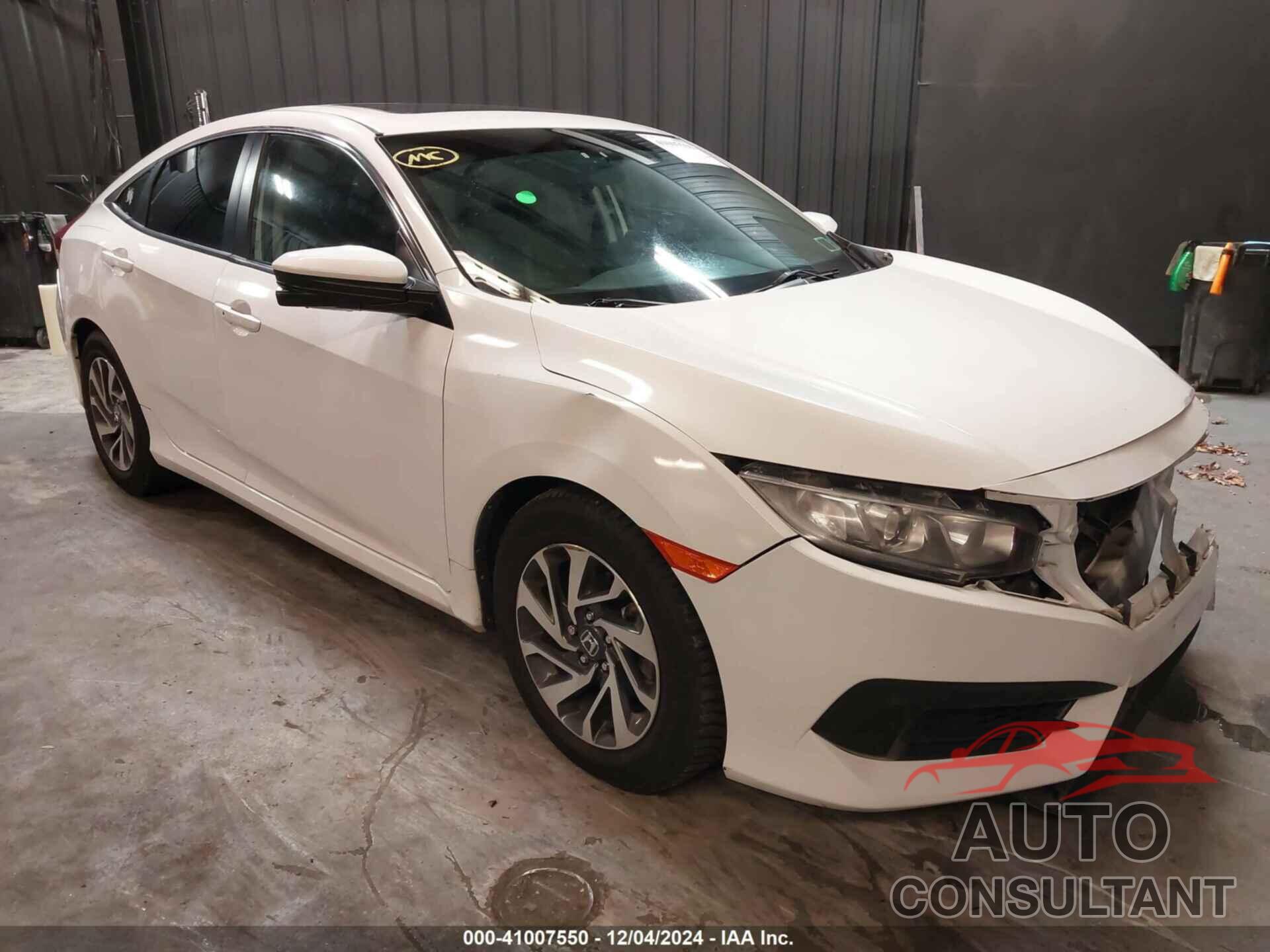 HONDA CIVIC 2017 - 19XFC2F78HE225304