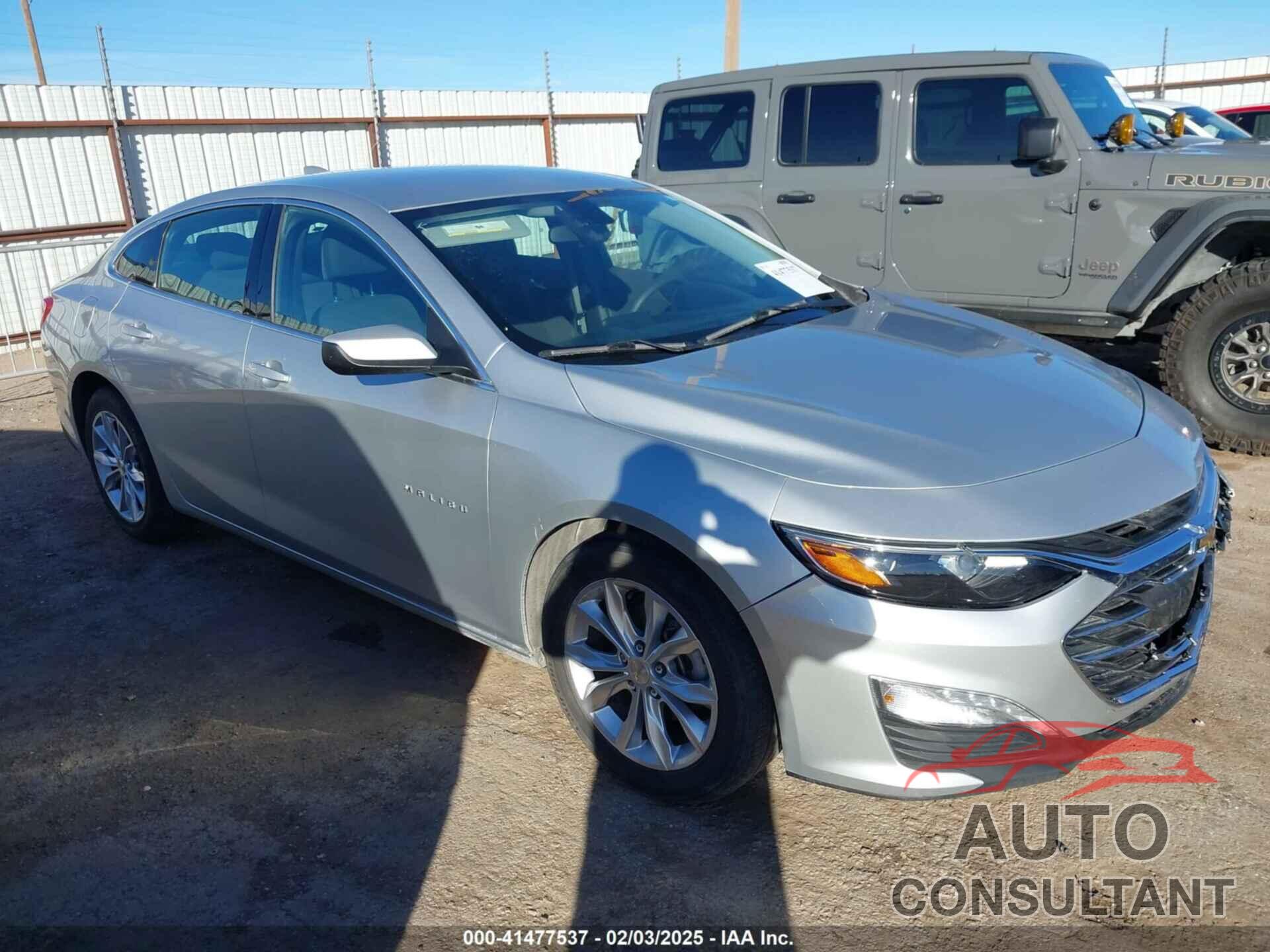 CHEVROLET MALIBU 2021 - 1G1ZD5ST3MF072810
