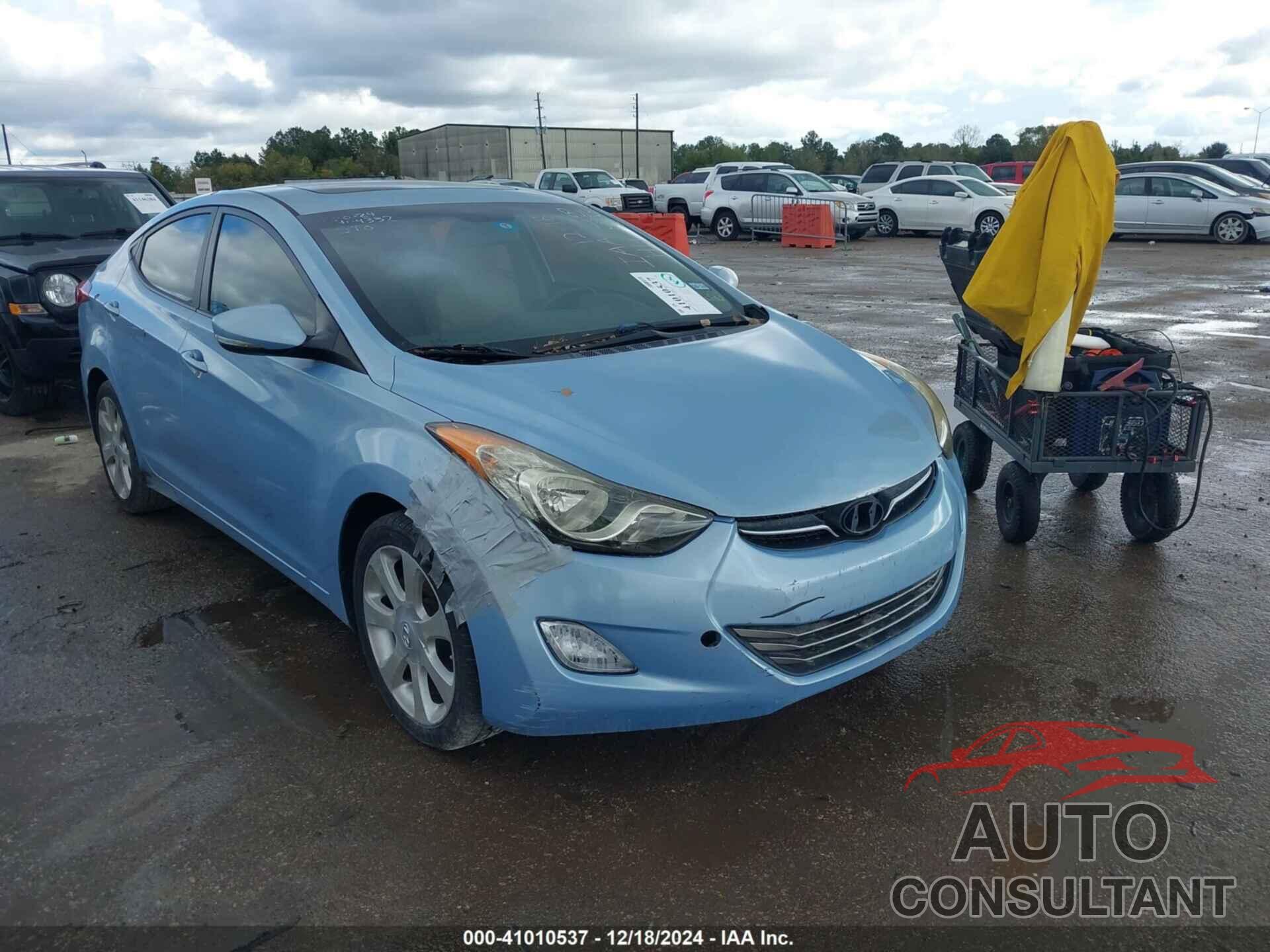 HYUNDAI ELANTRA 2011 - KMHDH4AE9BU107308