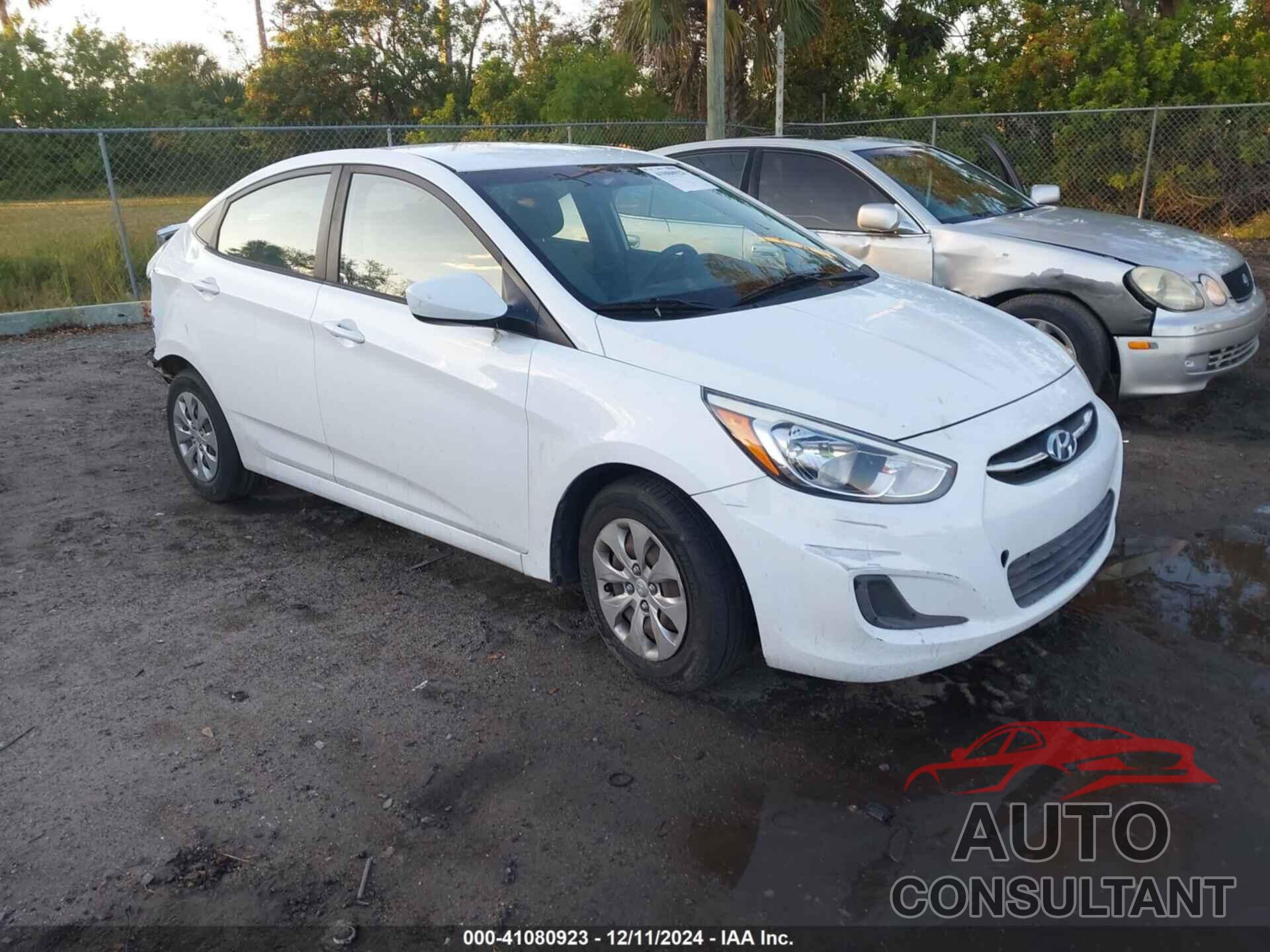 HYUNDAI ACCENT 2017 - KMHCT4AEXHU289281