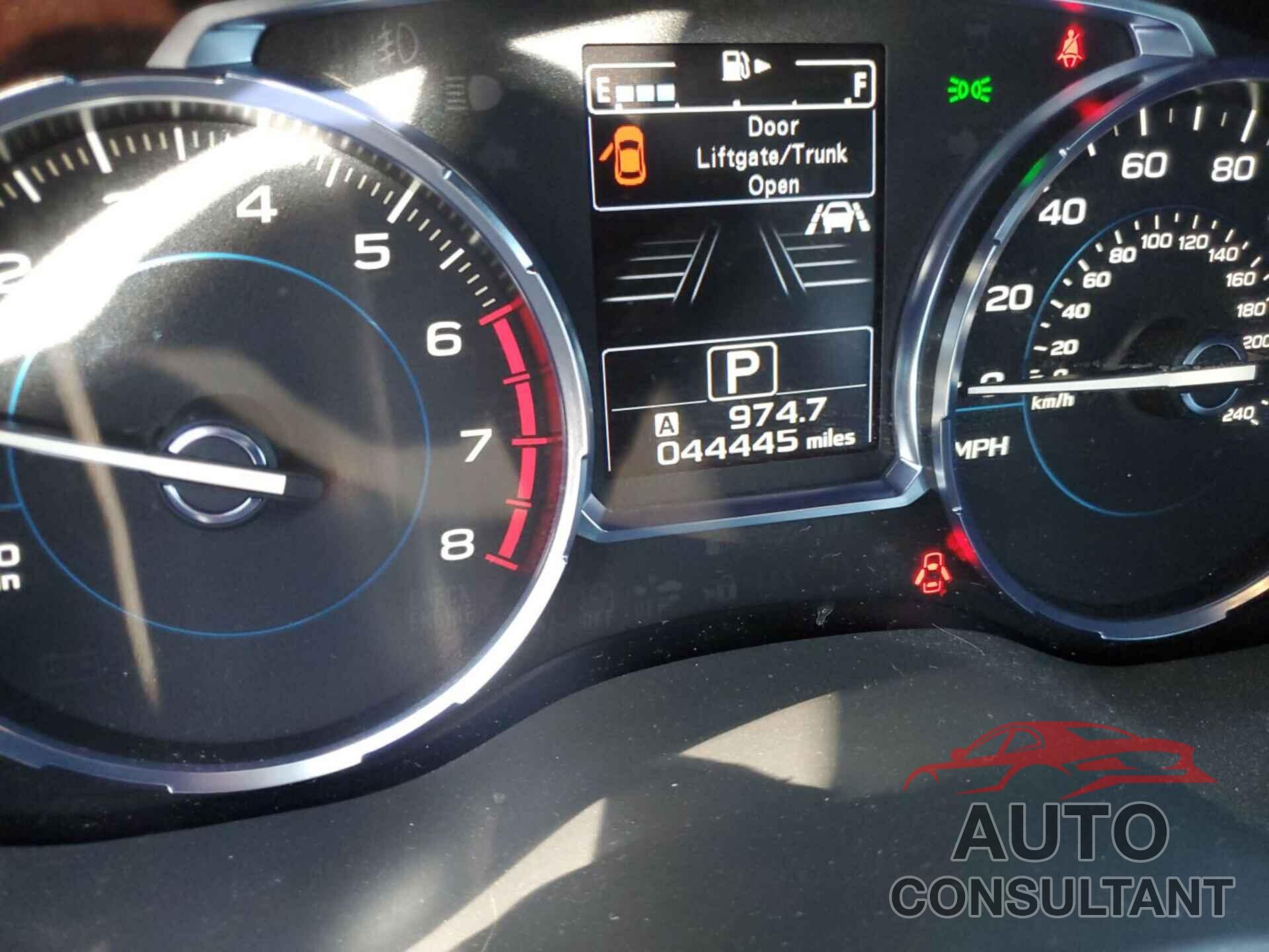 SUBARU FORESTER 2018 - JF2SJAGC7JH604693