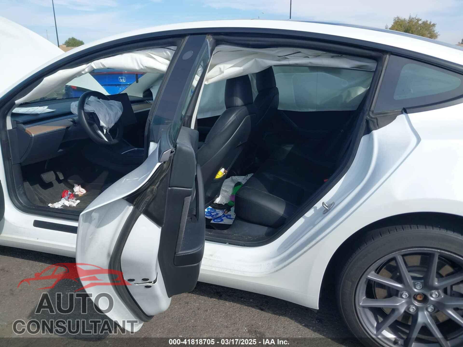 TESLA MODEL 3 2023 - 5YJ3E1EA1PF604139
