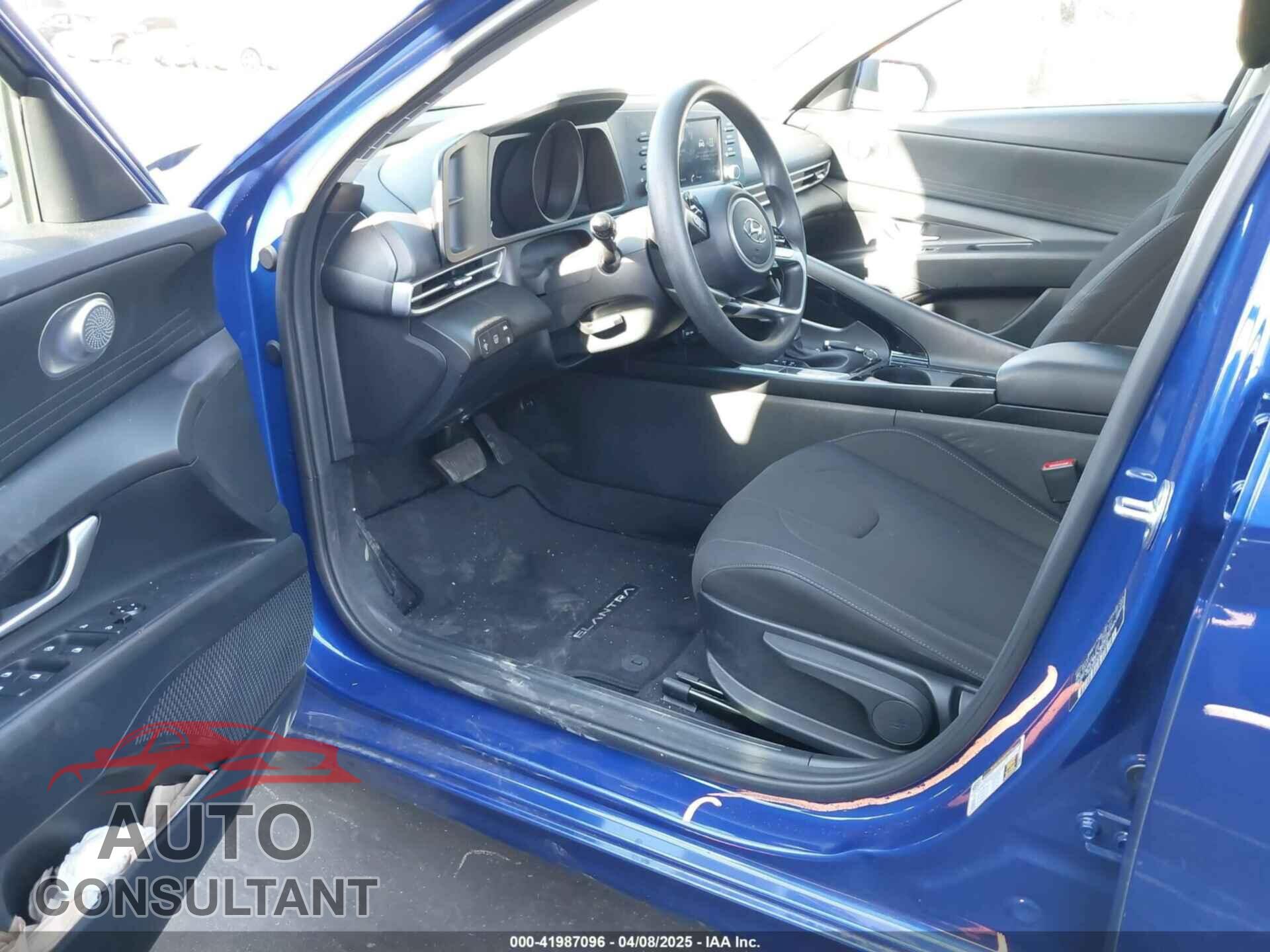HYUNDAI ELANTRA HYBRID 2023 - KMHLM4AJ1PU073473