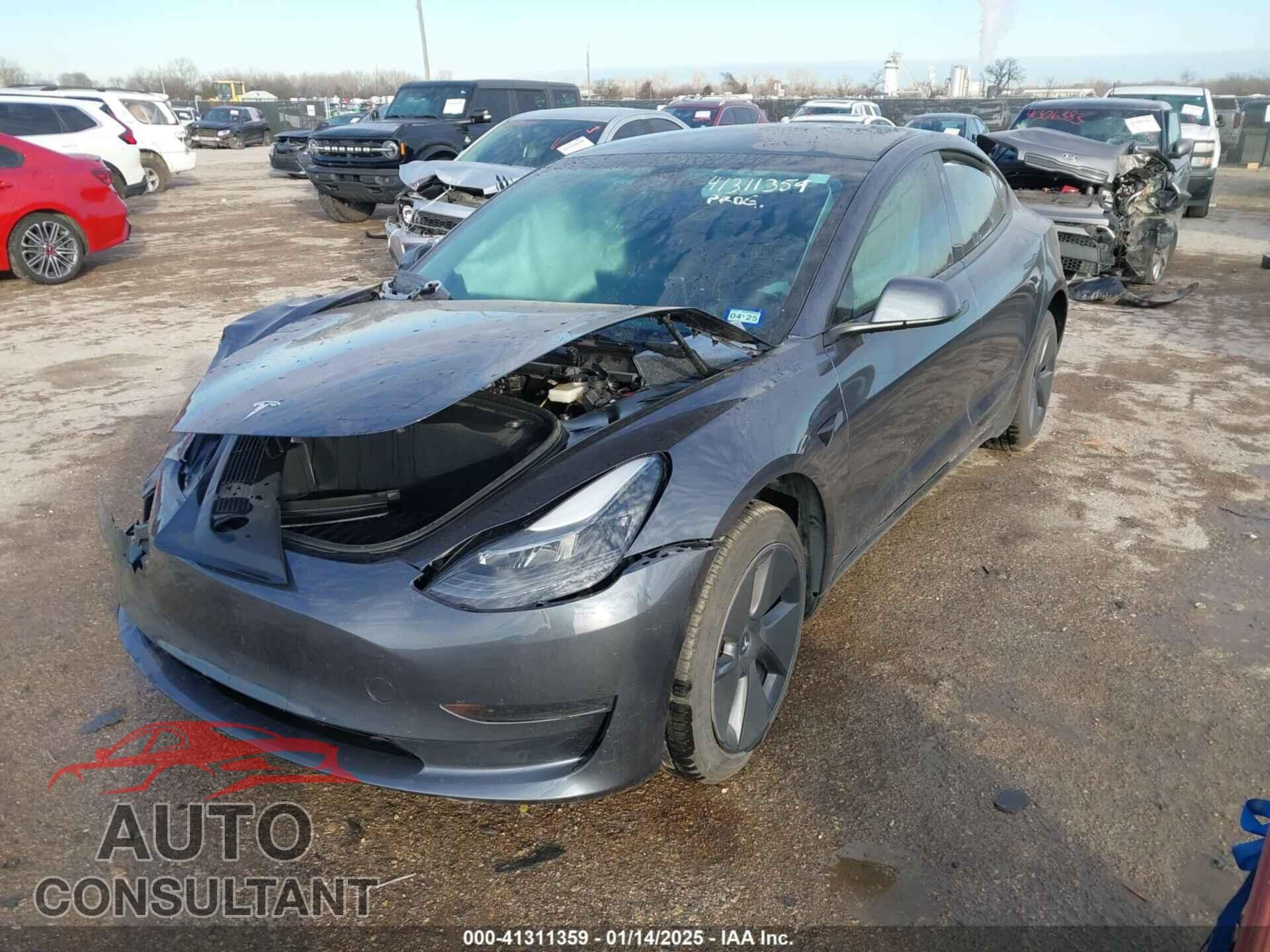 TESLA MODEL 3 2023 - 5YJ3E1EA8PF471069