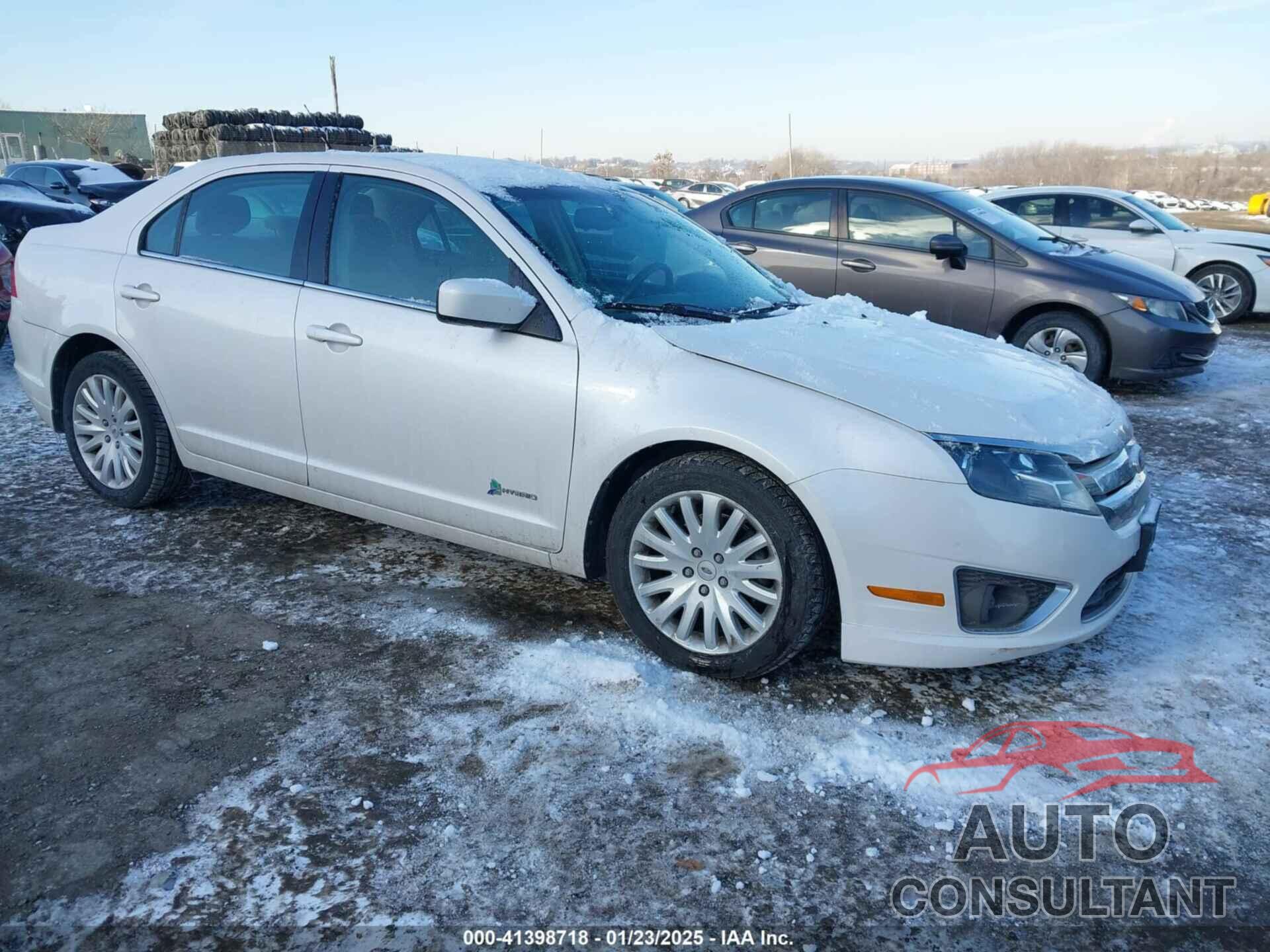 FORD FUSION HYBRID 2011 - 3FADP0L37BR124066