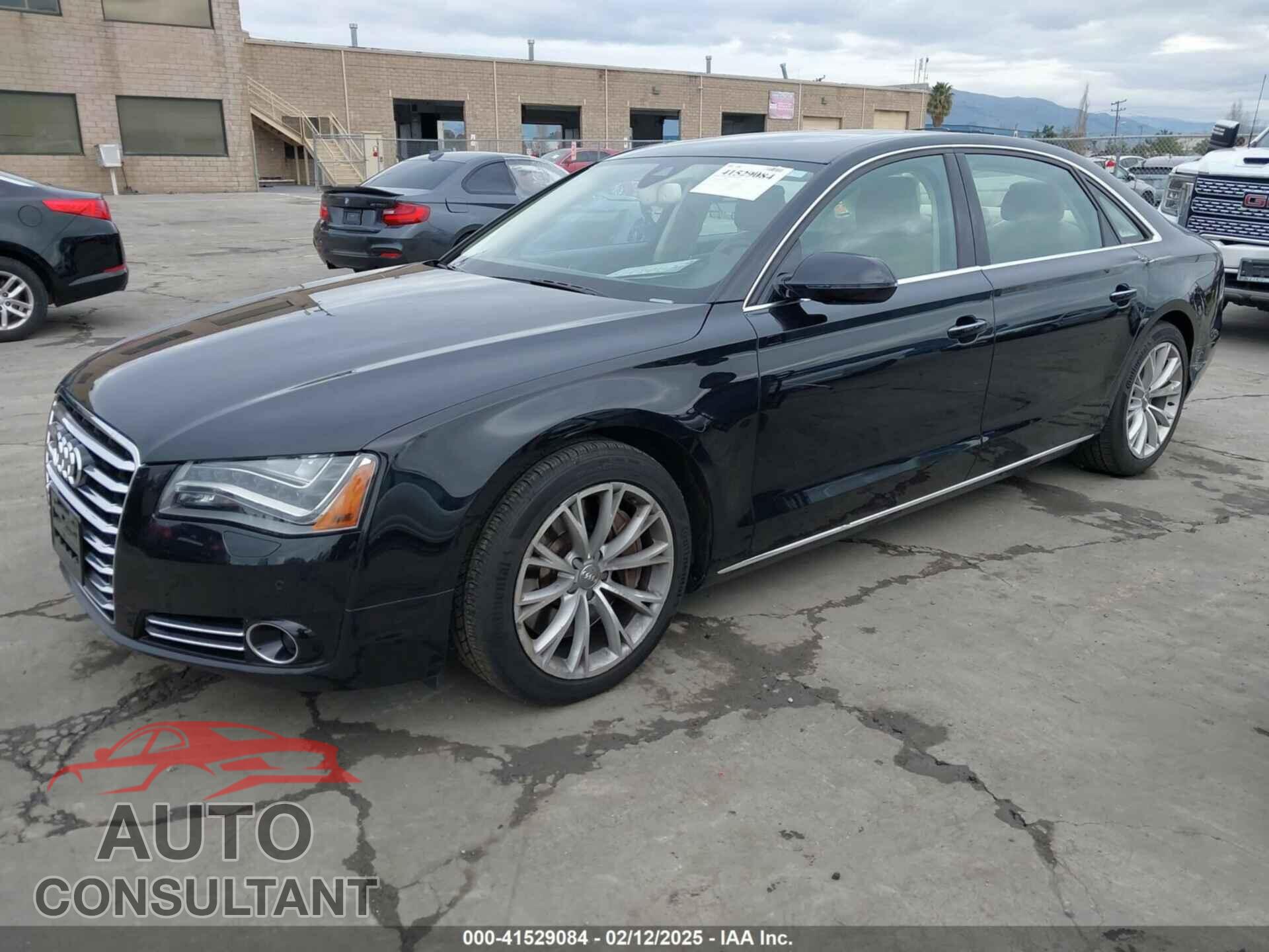 AUDI A8 L 2012 - WAURVAFD7CN005452