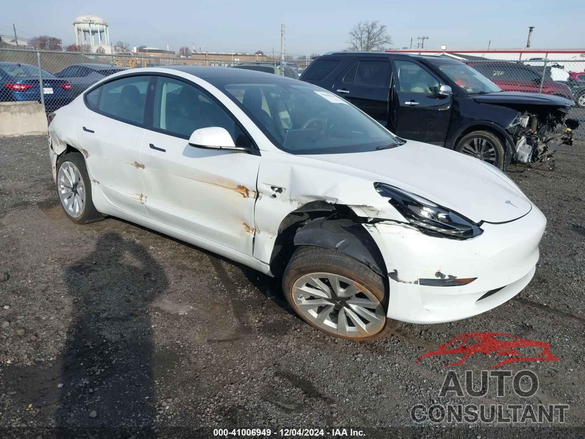 TESLA MODEL 3 2022 - 5YJ3E1EB0NF208516