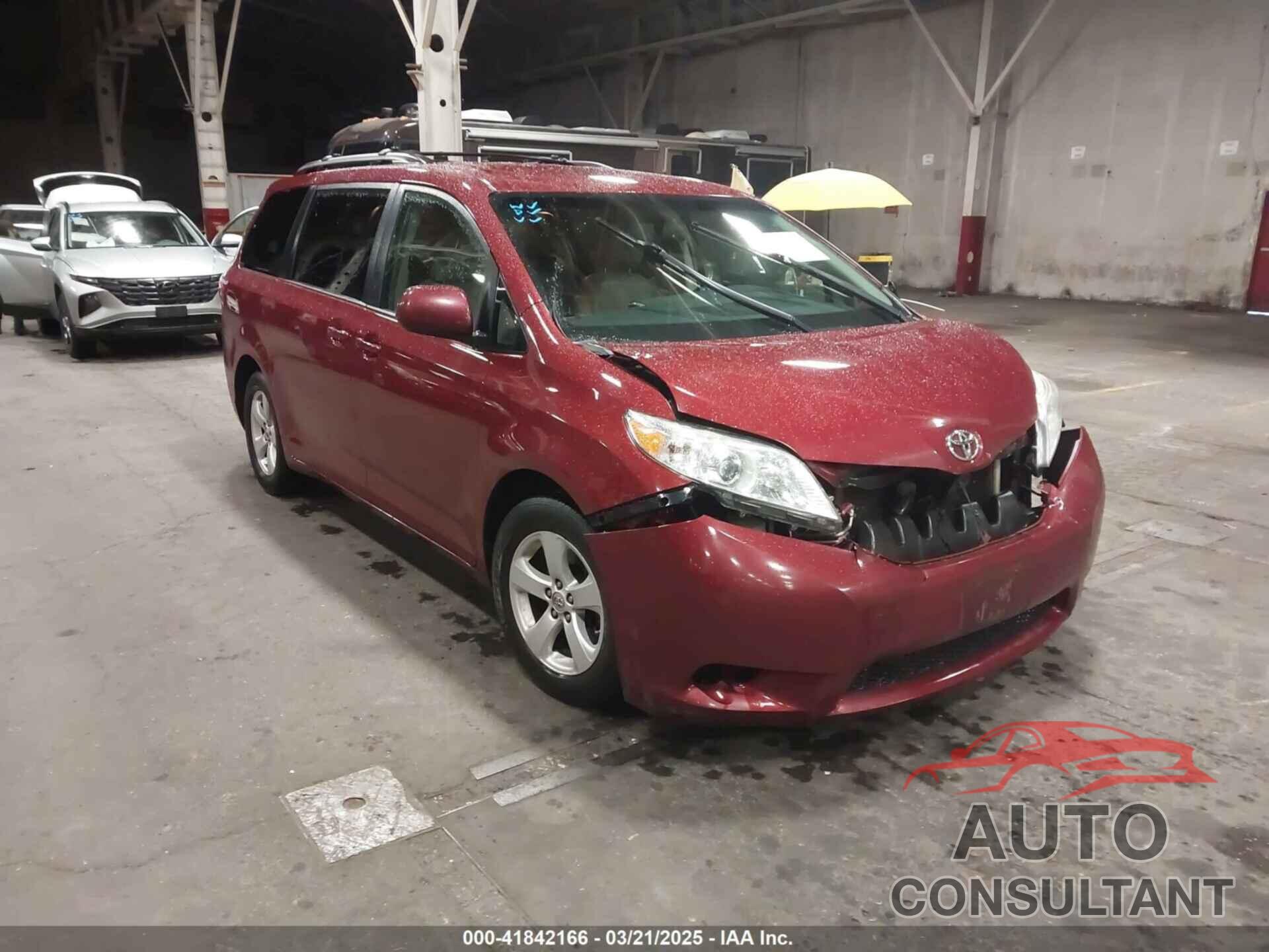 TOYOTA SIENNA 2015 - 5TDKK3DC2FS609296
