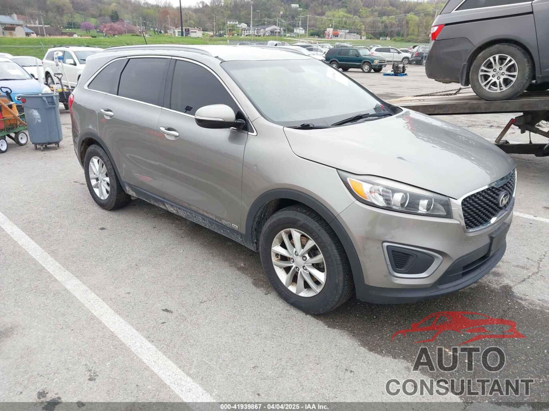 KIA SORENTO 2017 - 5XYPGDA51HG196662