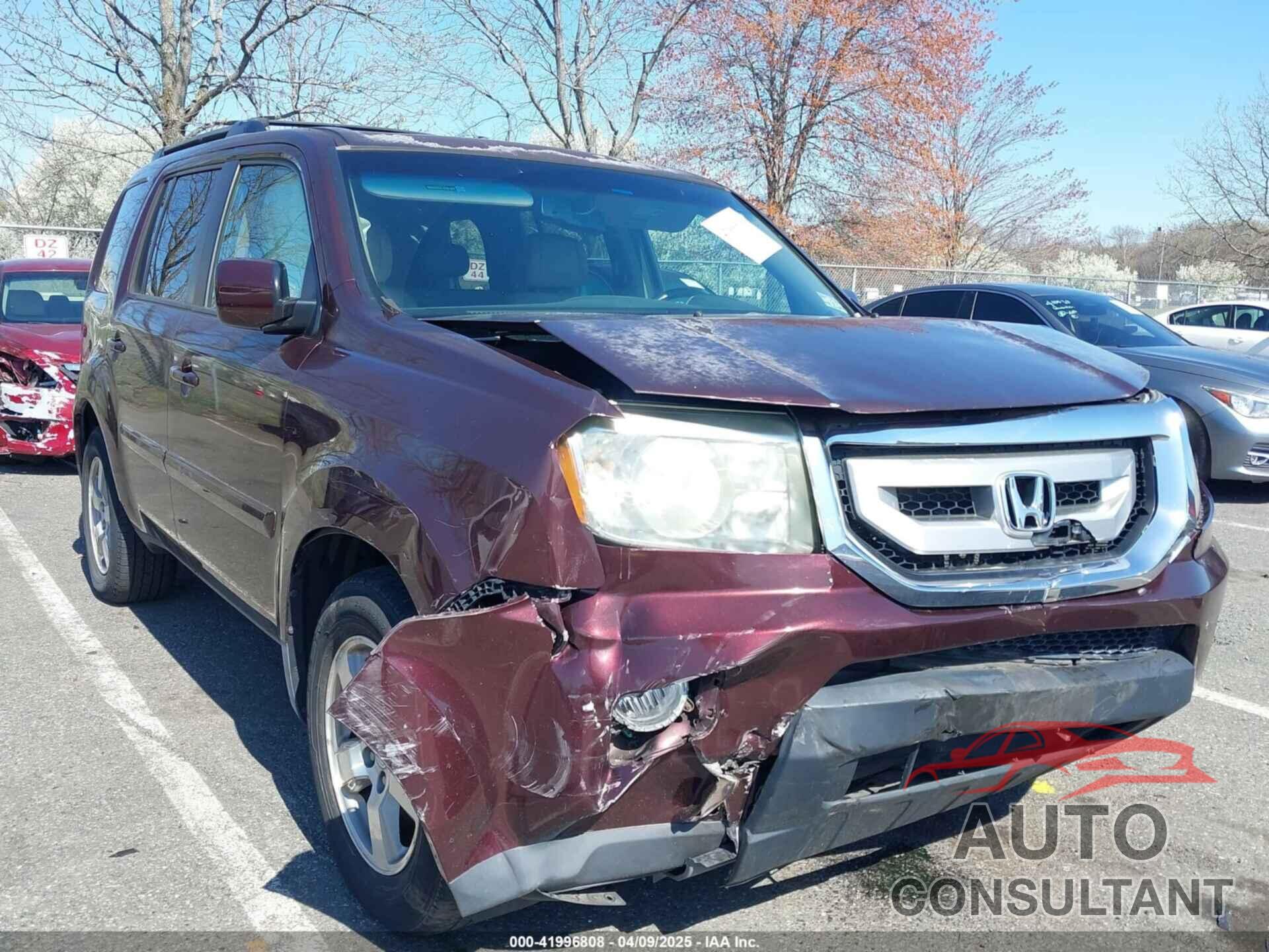 HONDA PILOT 2010 - 5FNYF4H51AB022889