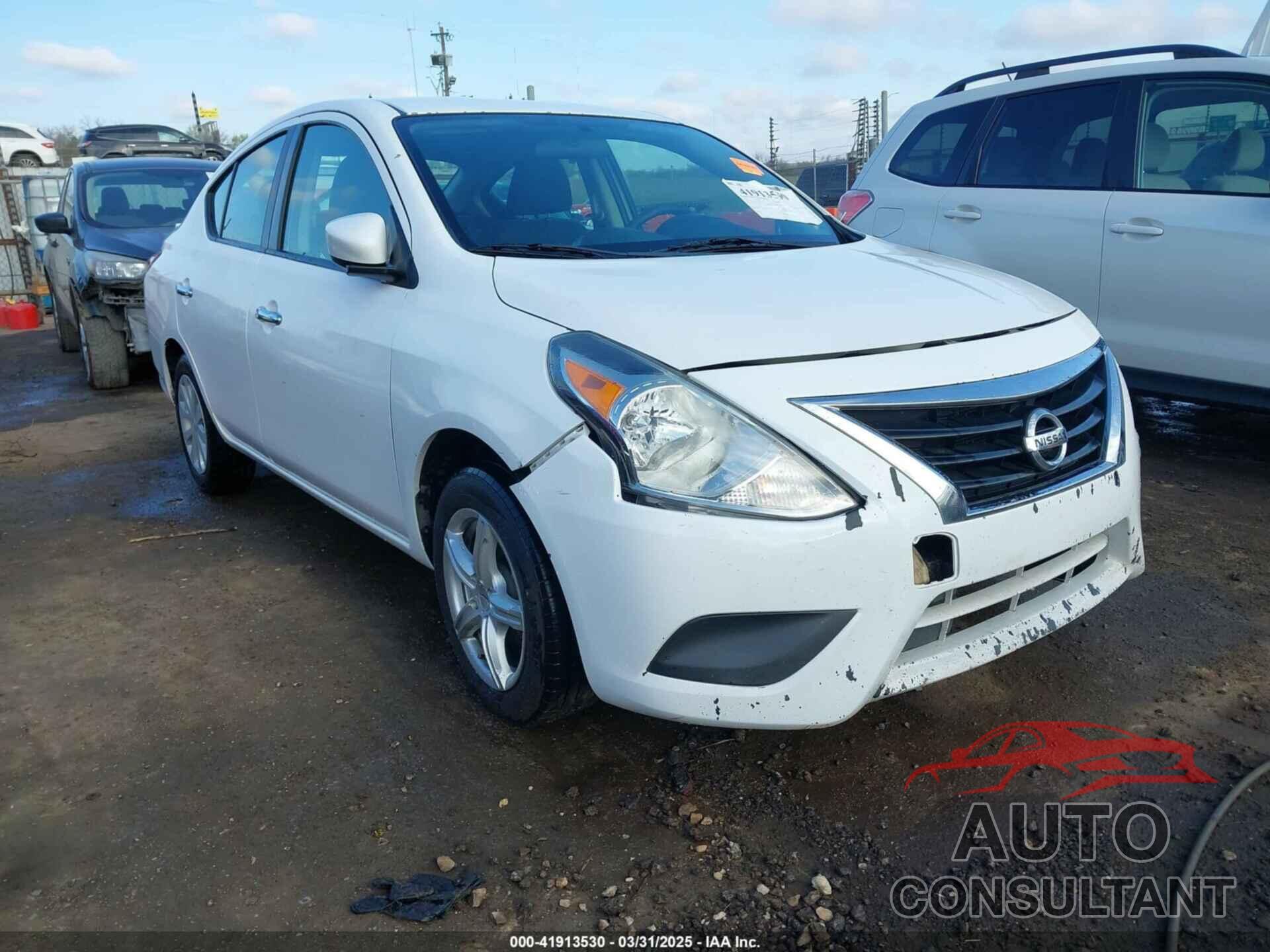 NISSAN VERSA 2018 - 3N1CN7AP7JL827214