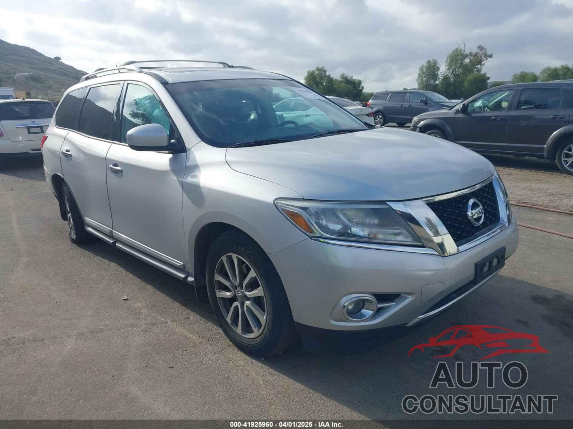 NISSAN PATHFINDER 2016 - 5N1AR2MN5GC648384