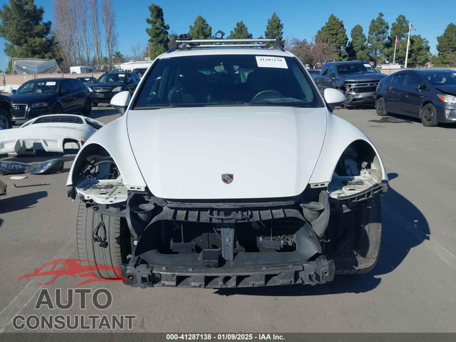 PORSCHE CAYENNE 2013 - WP1AD2A22DLA71143