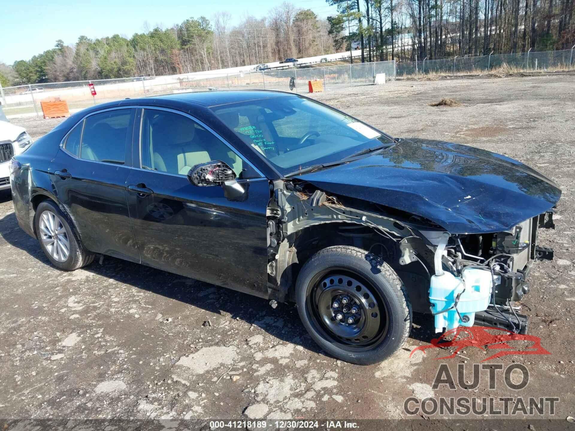 TOYOTA CAMRY 2021 - 4T1C11AK0MU539583