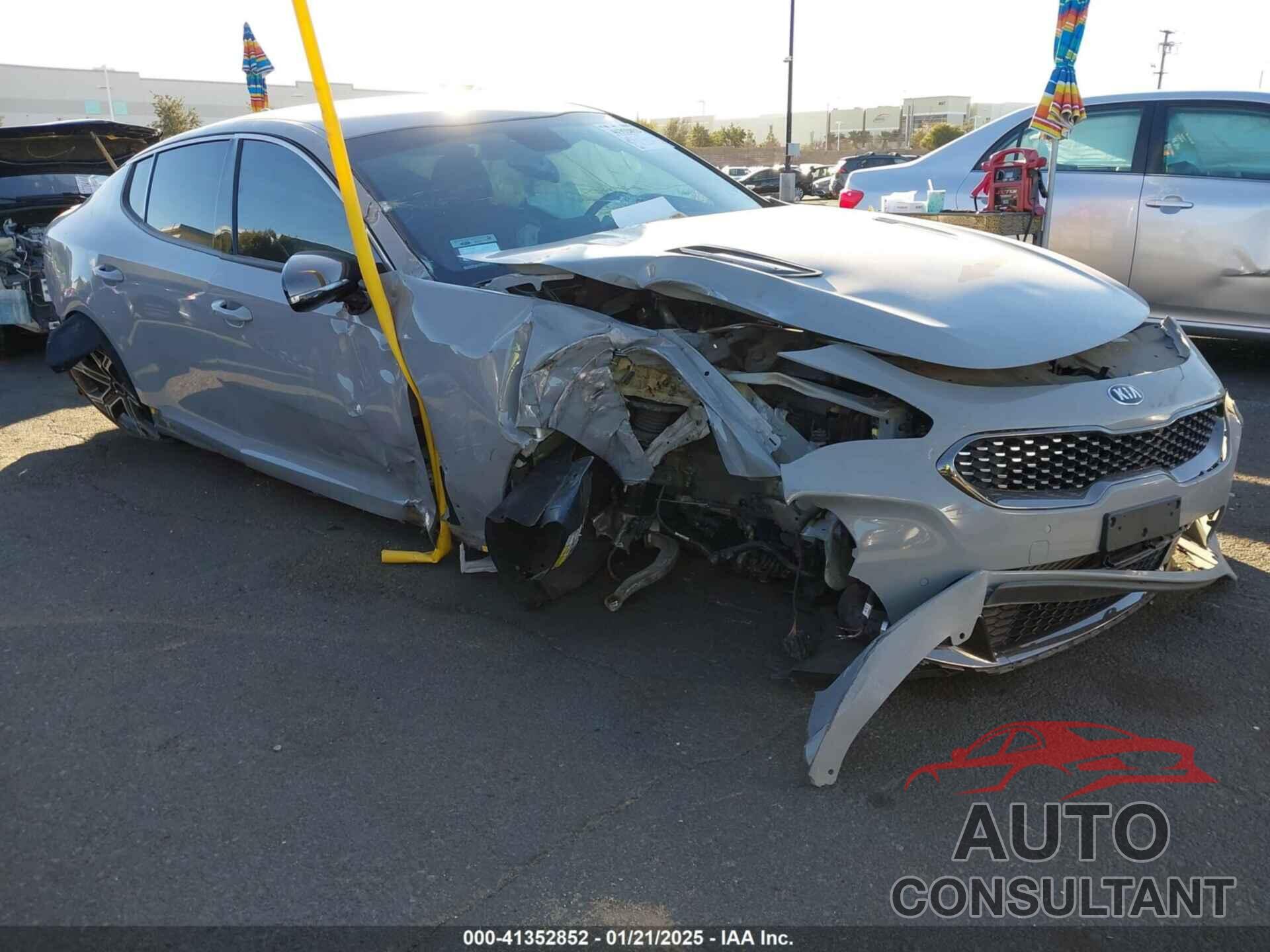 KIA STINGER 2021 - KNAE35LC1M6098102