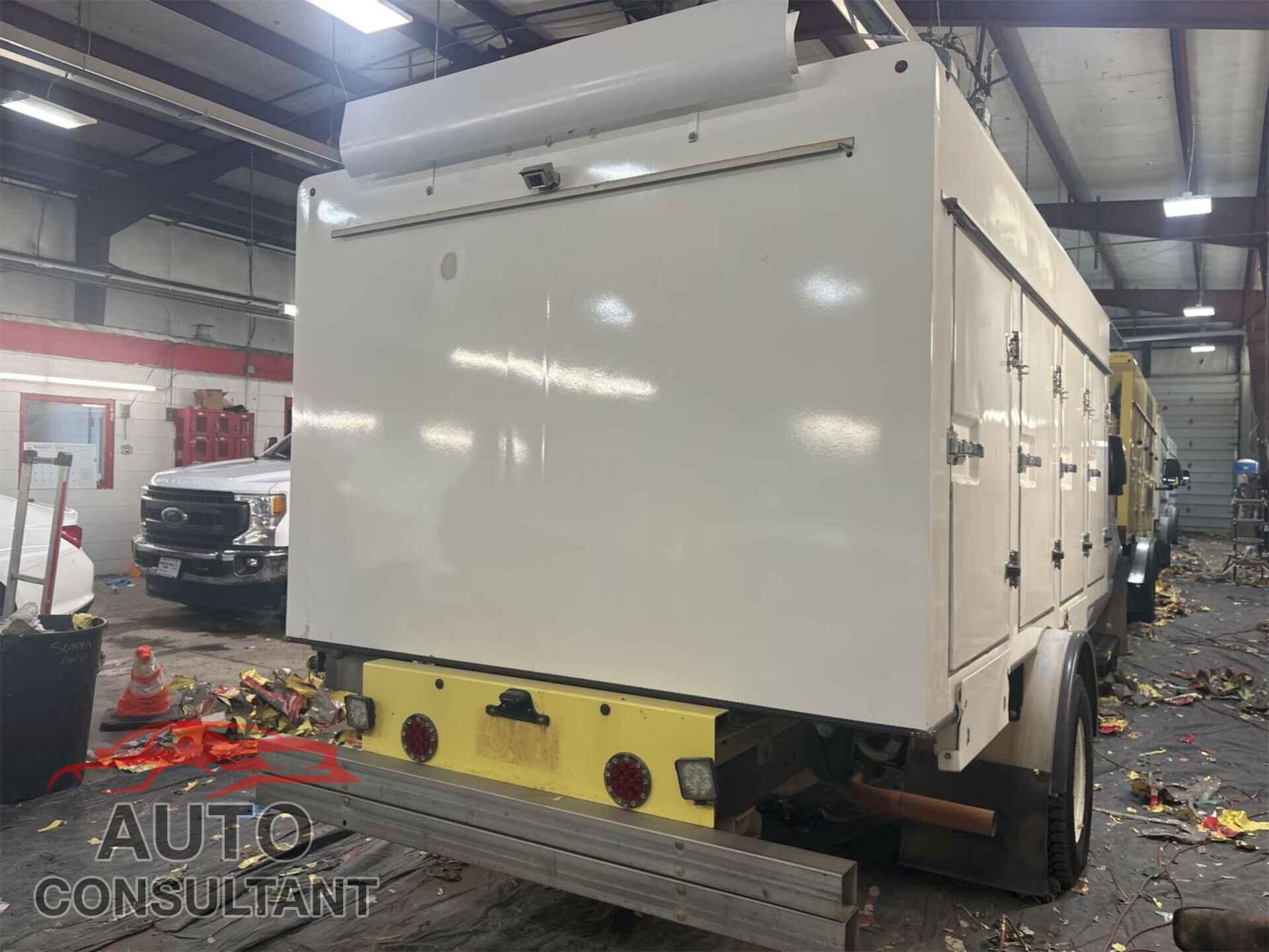 FORD ECONOLINE 2019 - 1FDXE4FS4KDC07823