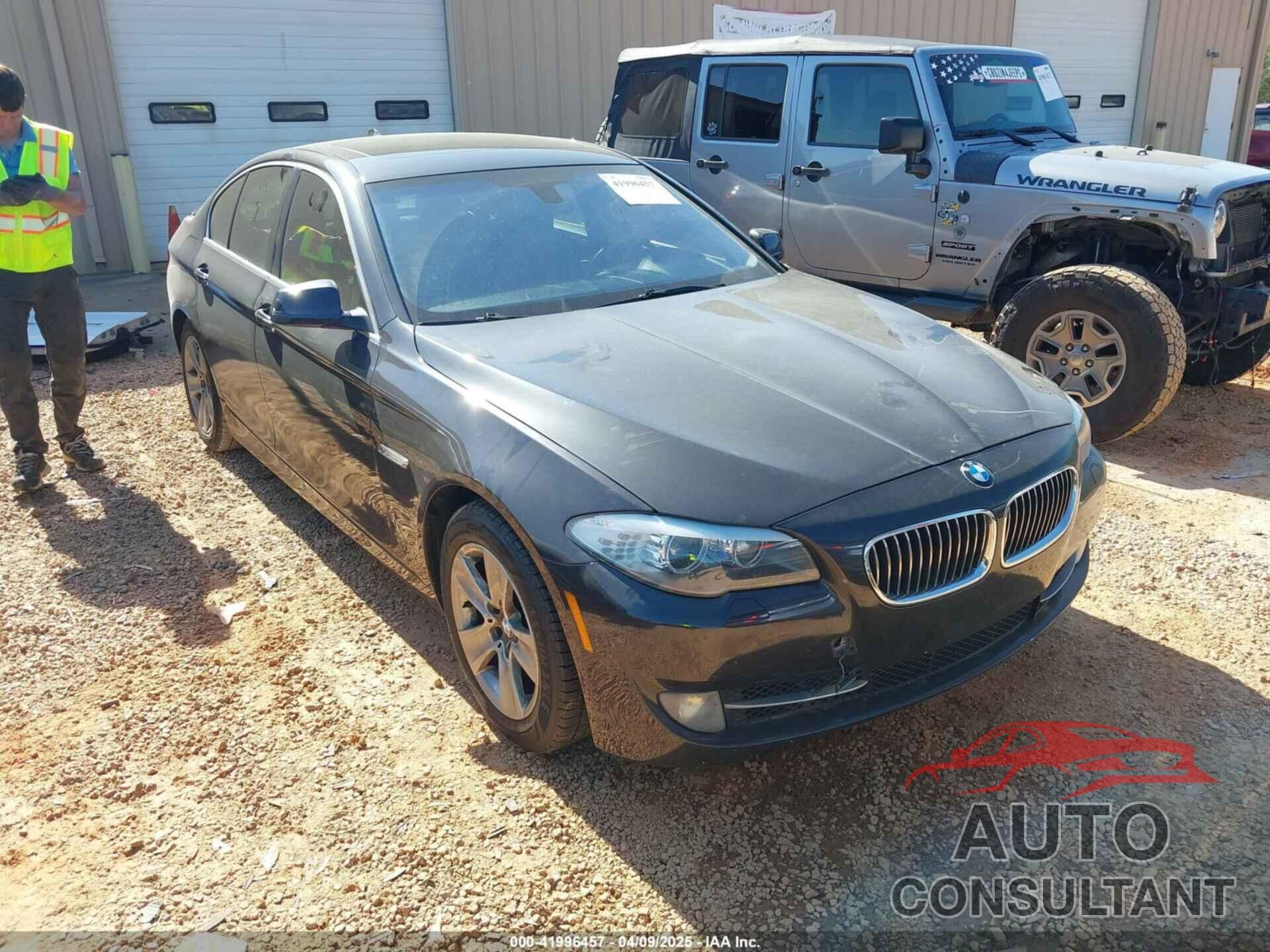 BMW 528I 2013 - WBAXG5C5XDD233300
