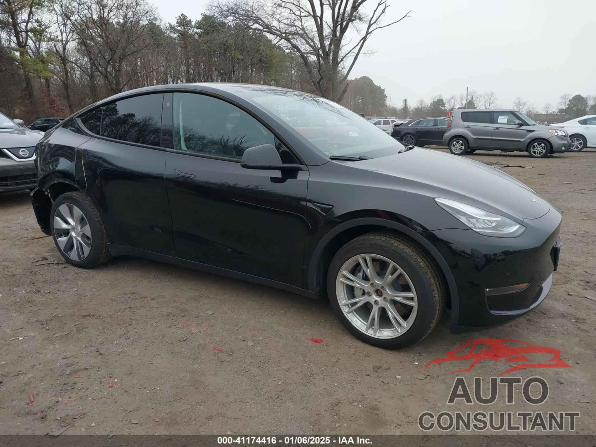 TESLA MODEL Y 2023 - 7SAYGDEE6PA083472