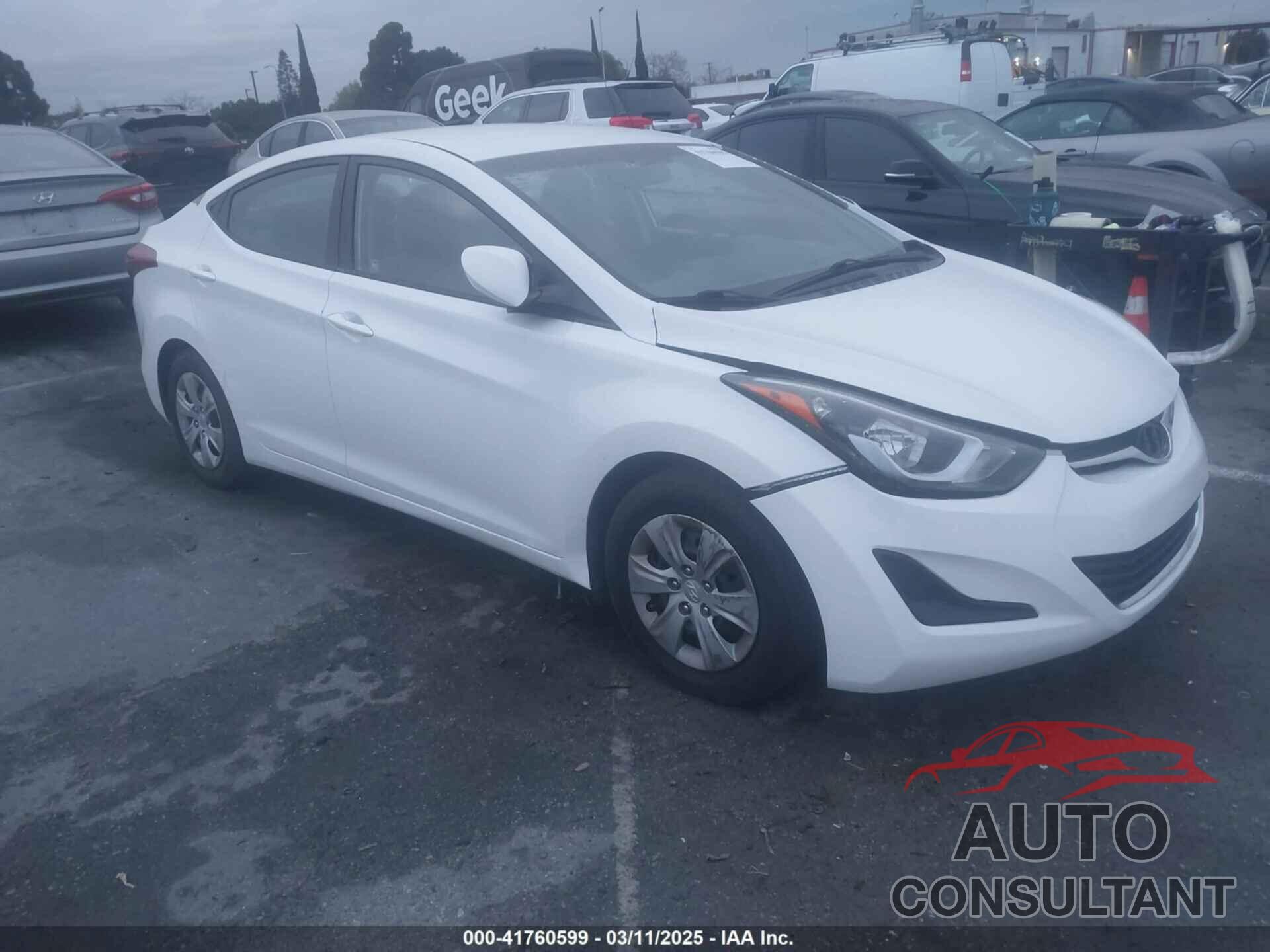 HYUNDAI ELANTRA 2016 - 5NPDH4AE1GH709903