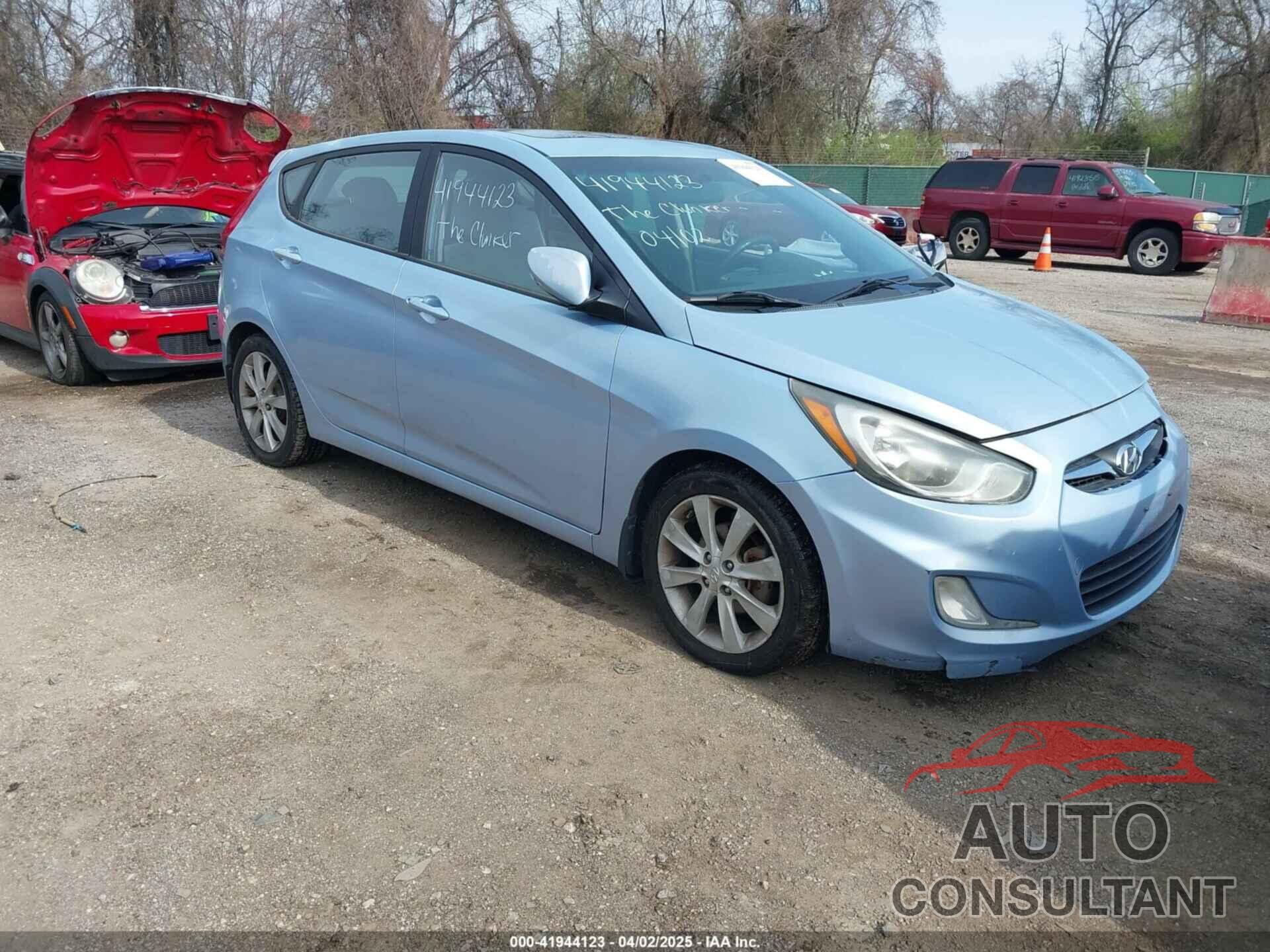 HYUNDAI ACCENT 2013 - KMHCU5AE8DU104061