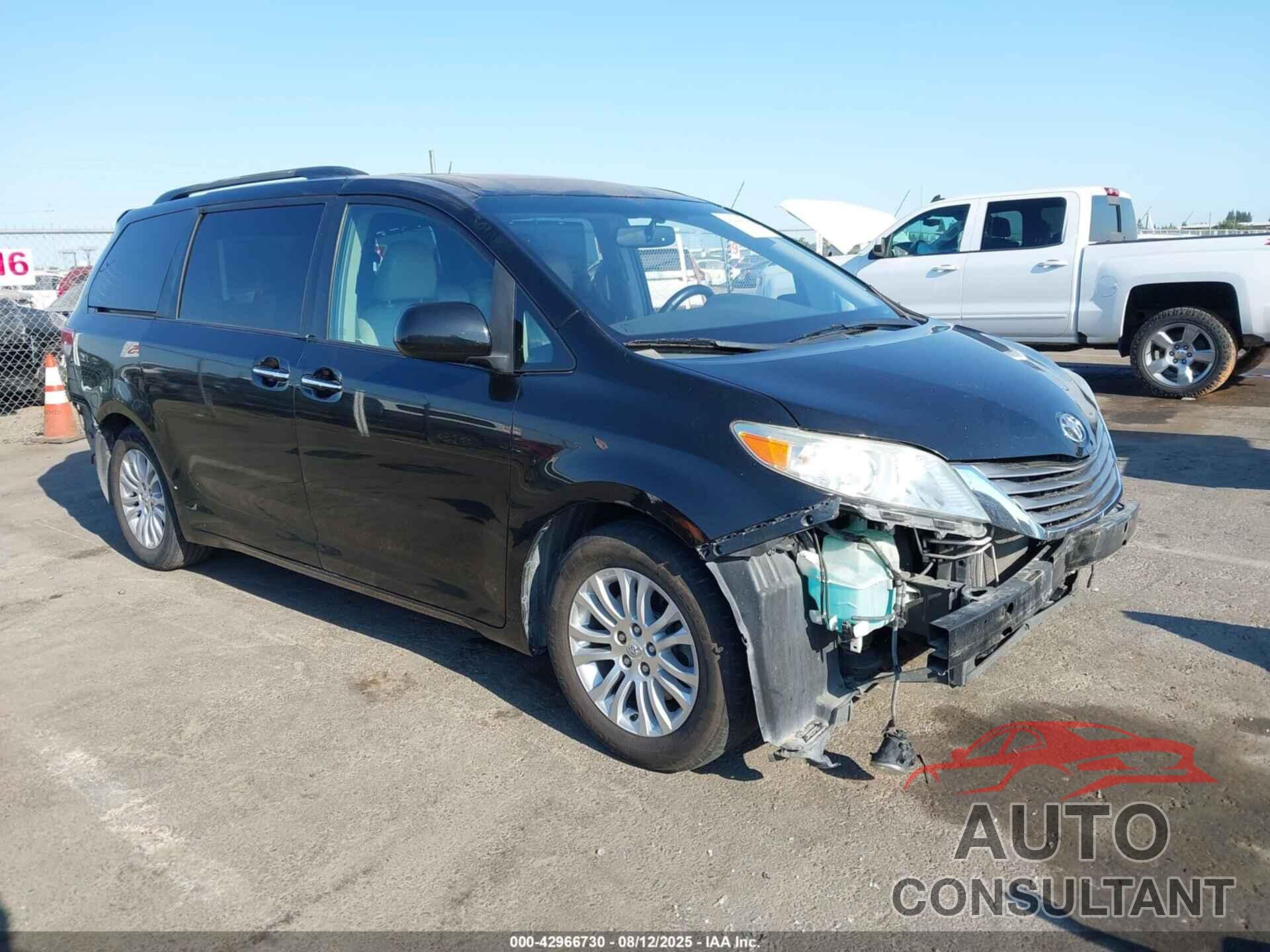 TOYOTA SIENNA 2011 - 5TDYK3DC2BS024416