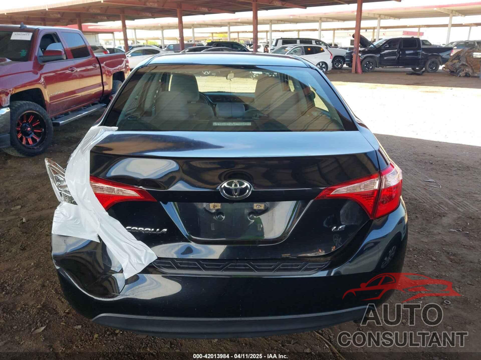TOYOTA COROLLA 2018 - 5YFBURHE6JP760619
