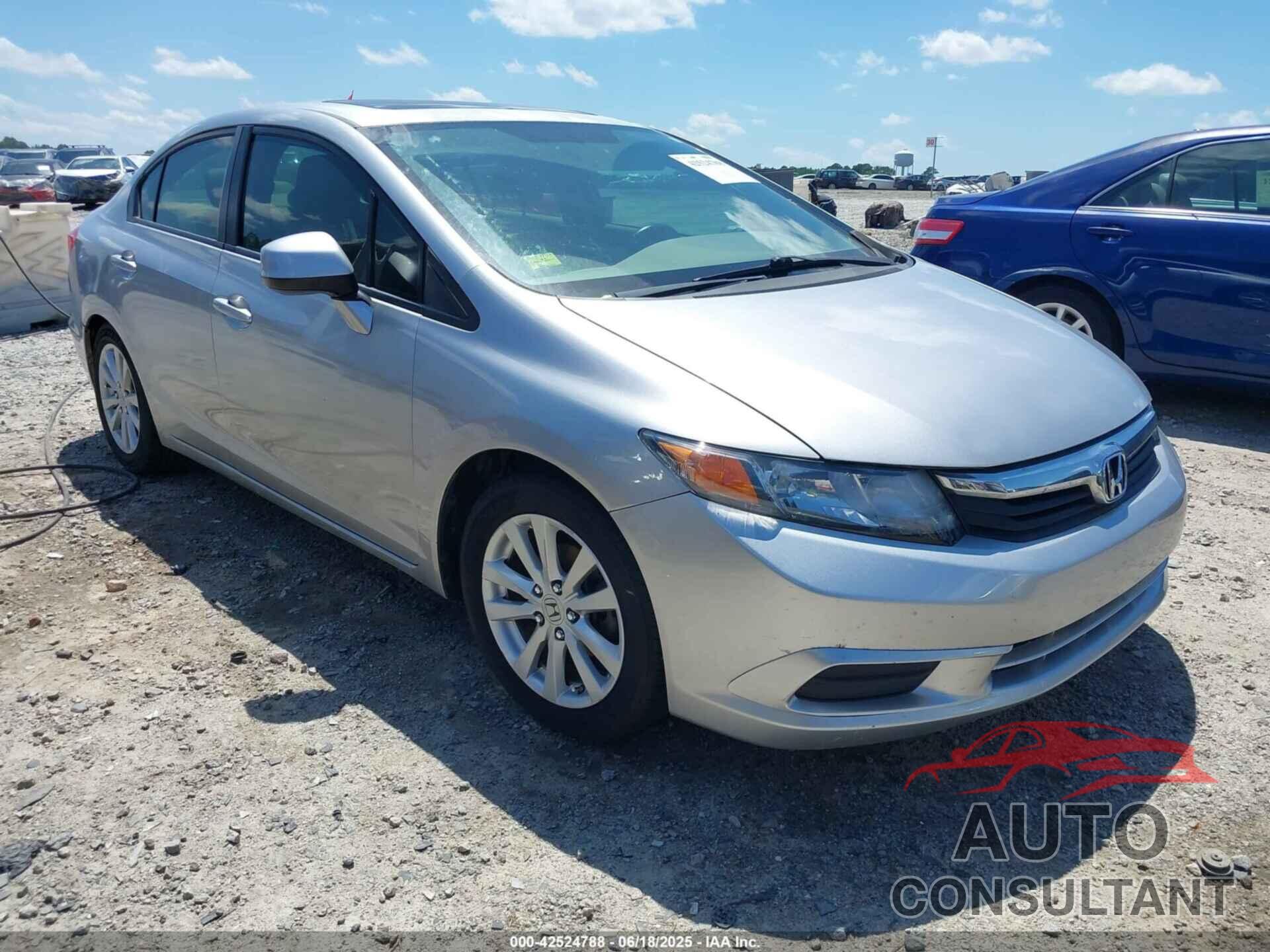 HONDA CIVIC 2012 - 2HGFB2F93CH536027
