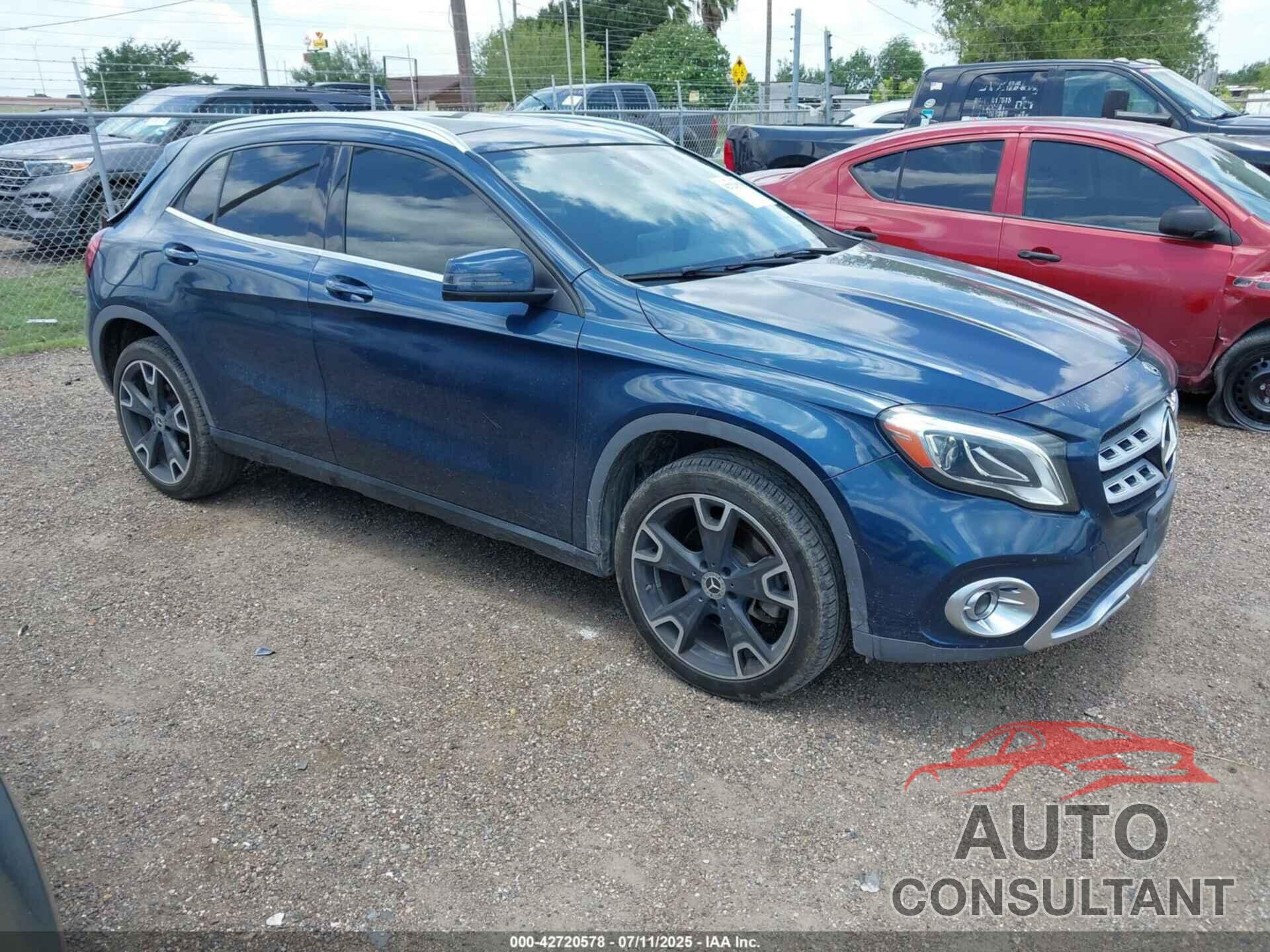 MERCEDES-BENZ GLA 250 2019 - WDCTG4EB0KJ627346