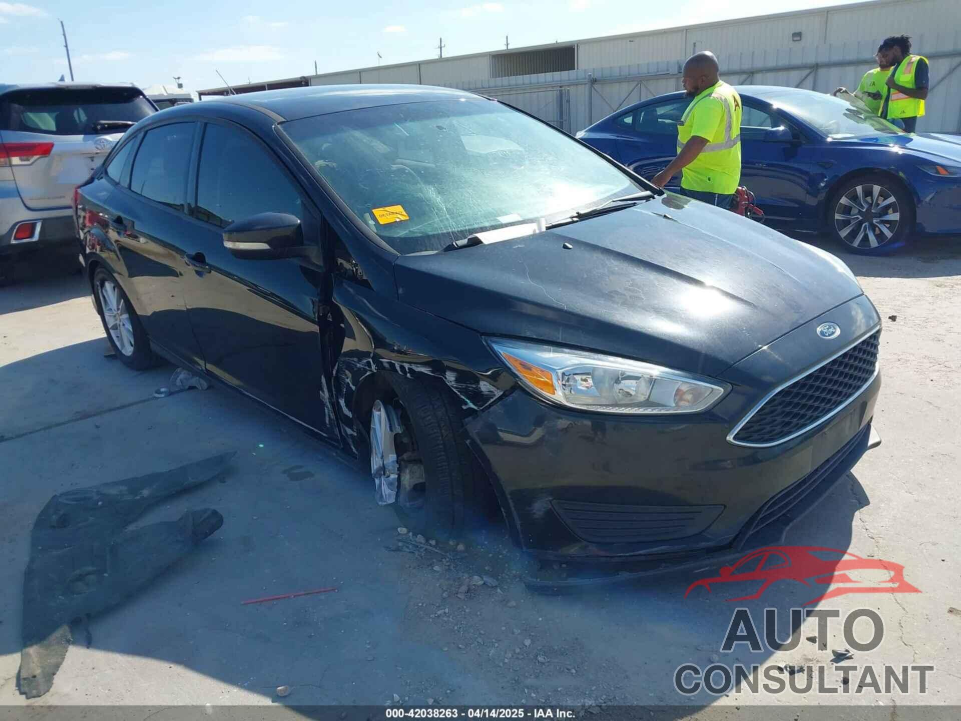 FORD FOCUS 2015 - 1FADP3F27FL356577