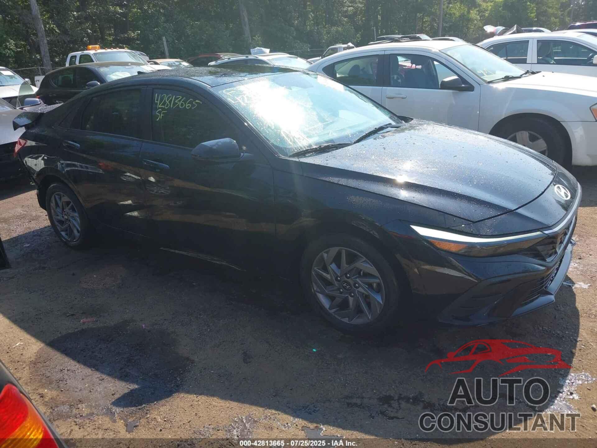 HYUNDAI ELANTRA 2024 - KMHLM4DG8RU755074