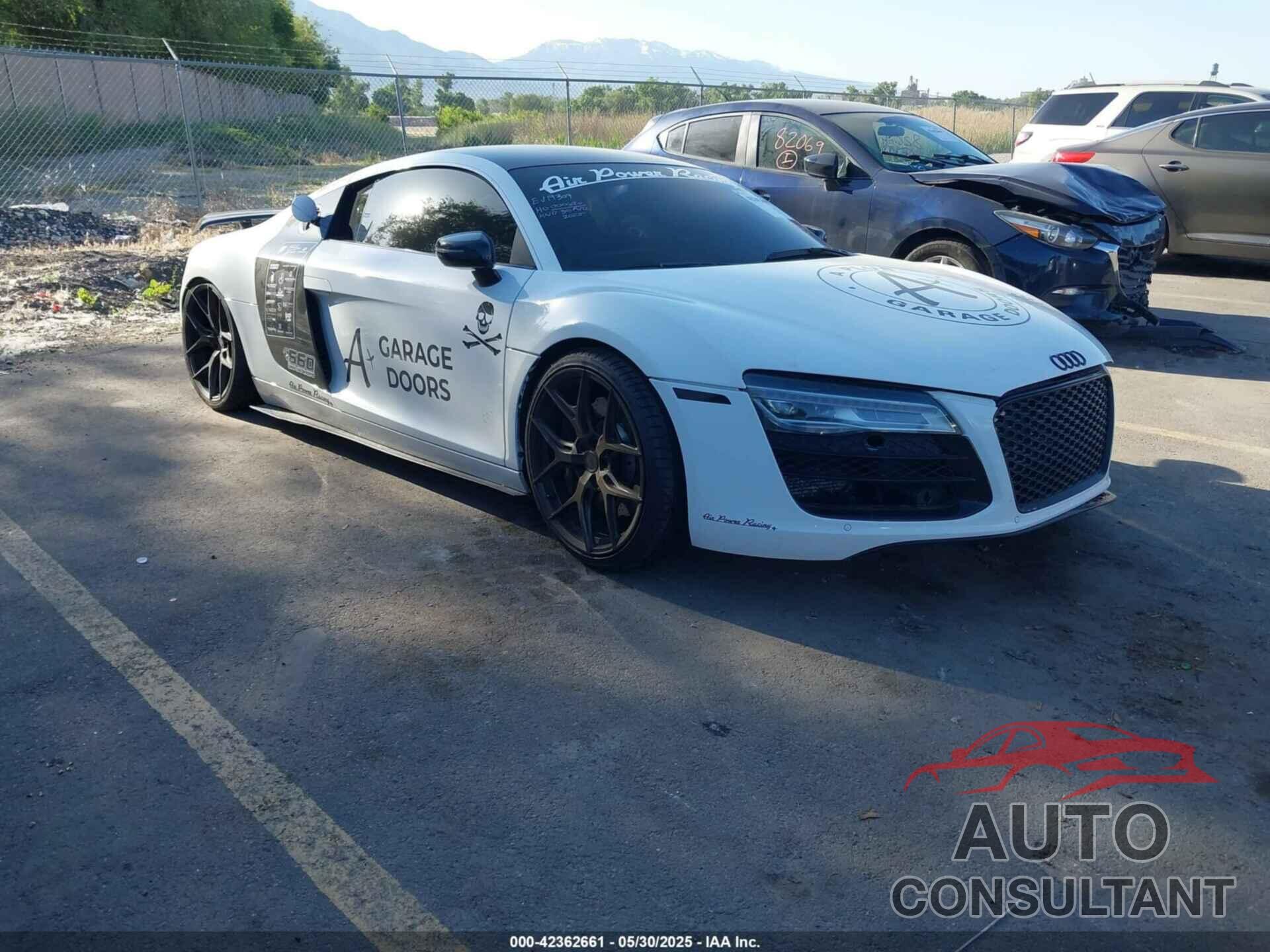 AUDI R8 2015 - WUAAUAFG4FN000620