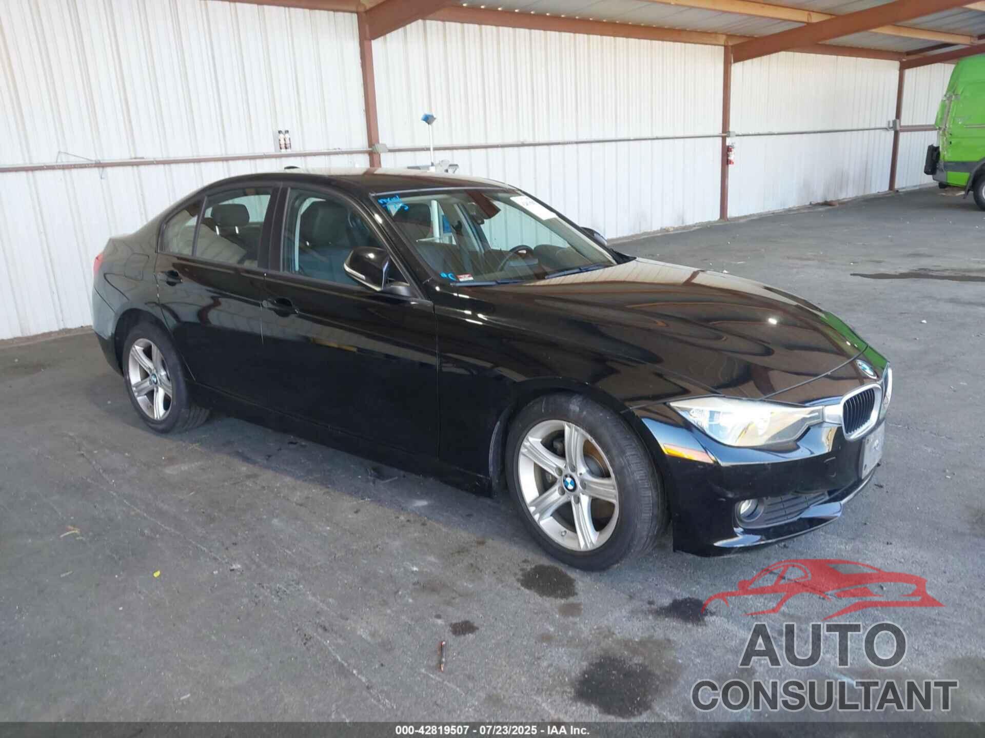 BMW 320I 2014 - WBA3B1C51EP681060