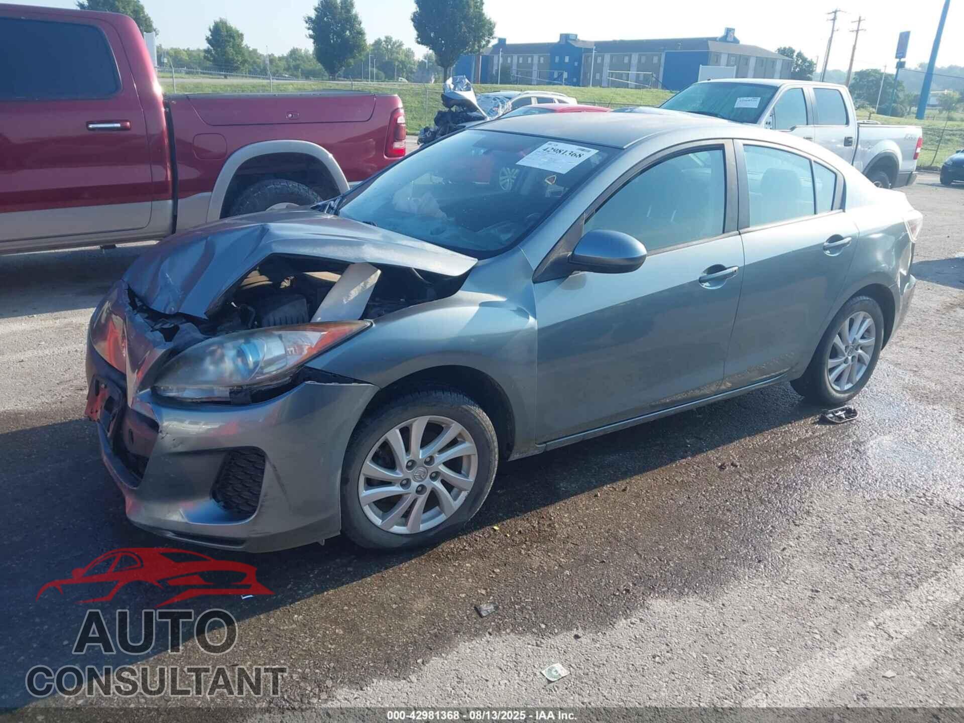 MAZDA MAZDA3 2012 - JM1BL1V77C1554792