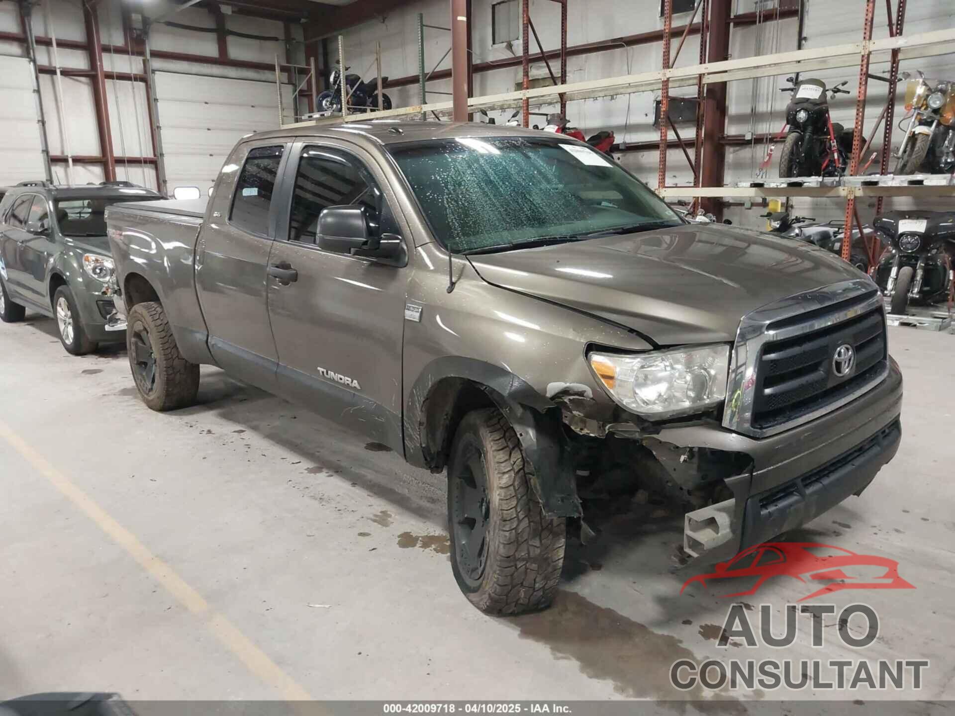 TOYOTA TUNDRA 2010 - 5TFUM5F19AX002650