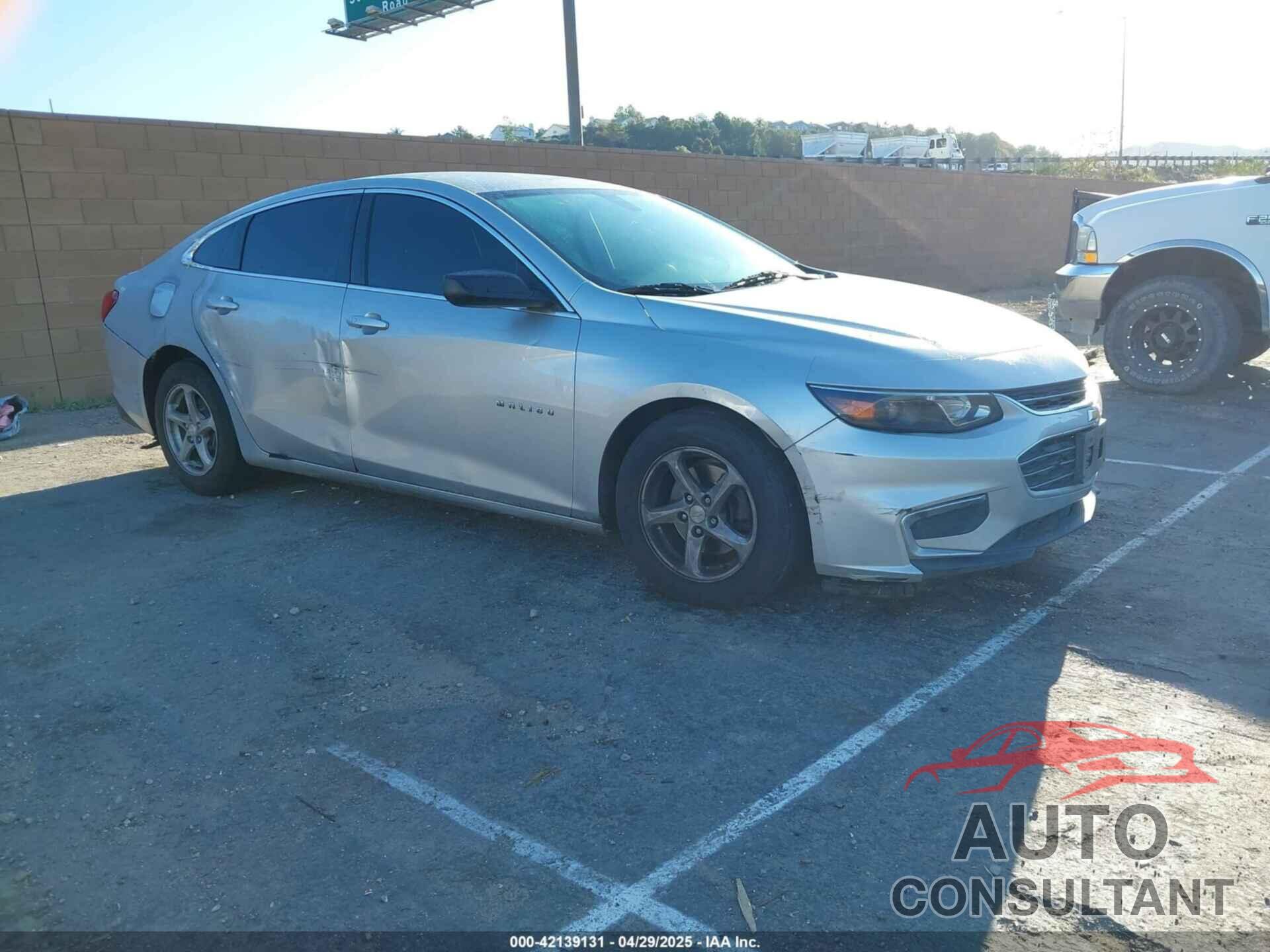 CHEVROLET MALIBU 2017 - 1G1ZB5ST5HF151908