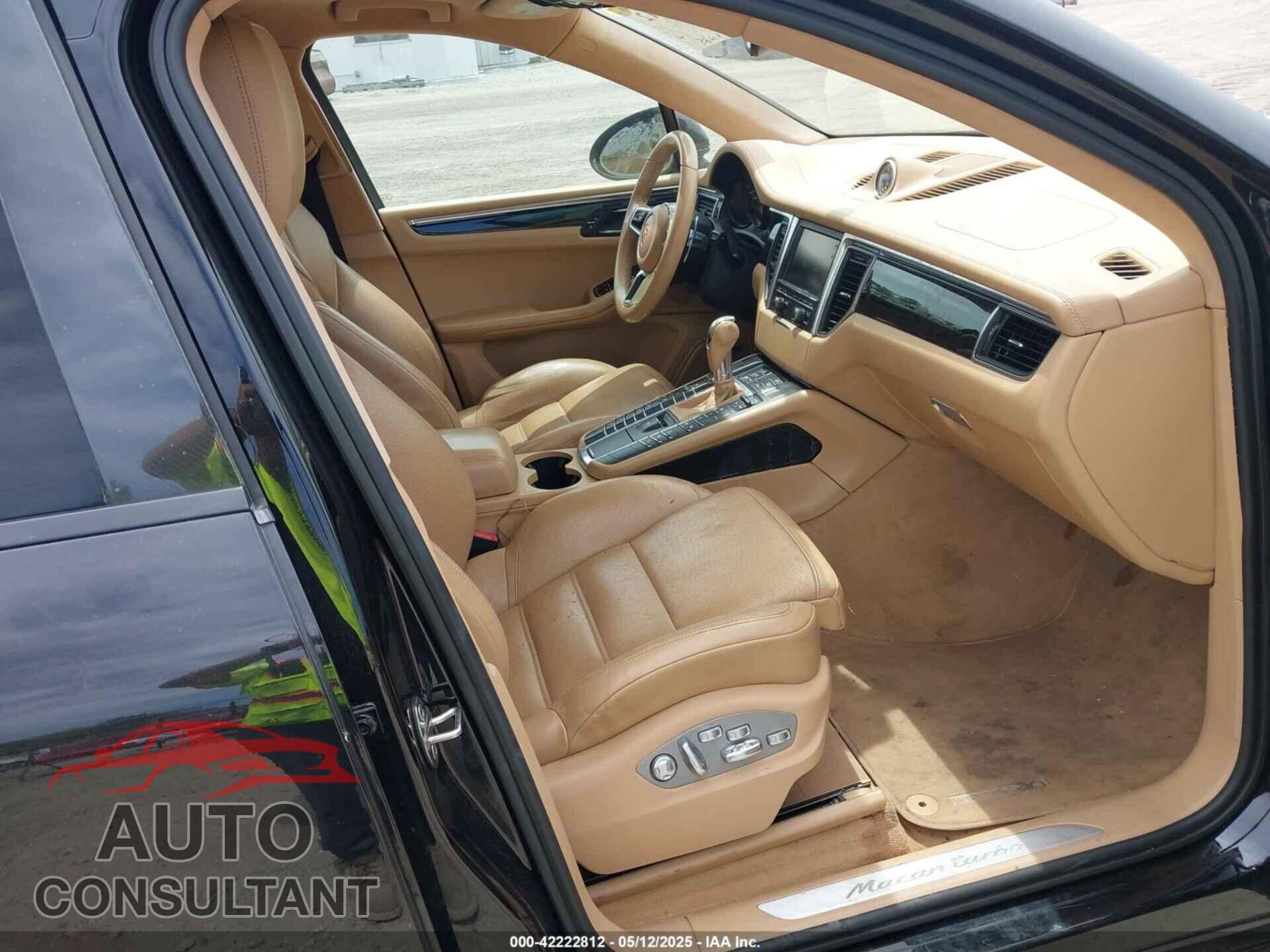 PORSCHE MACAN 2016 - WP1AF2A53GLB90750