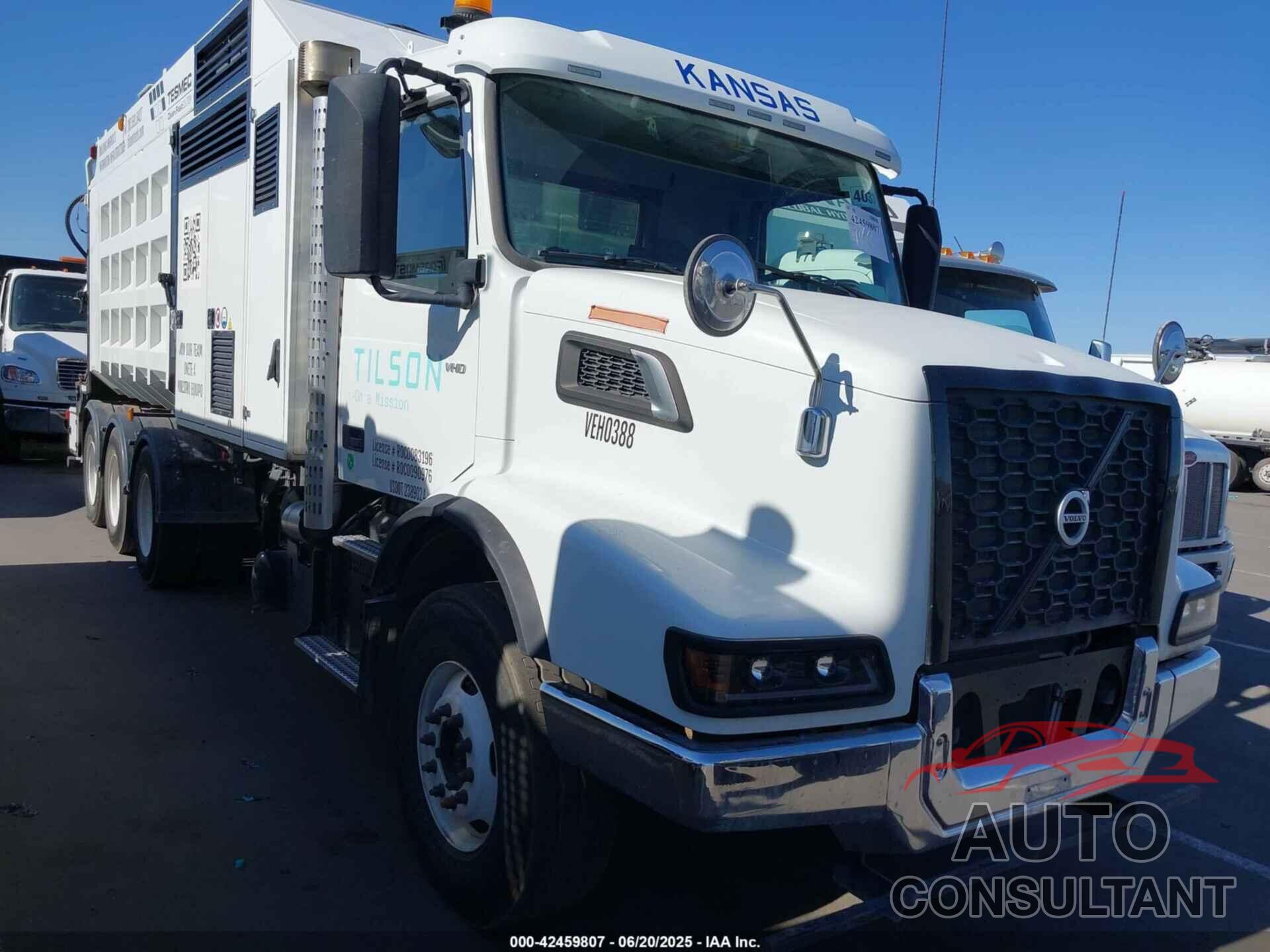 VOLVO VHD 2022 - 4V5KH9EH9NN607626