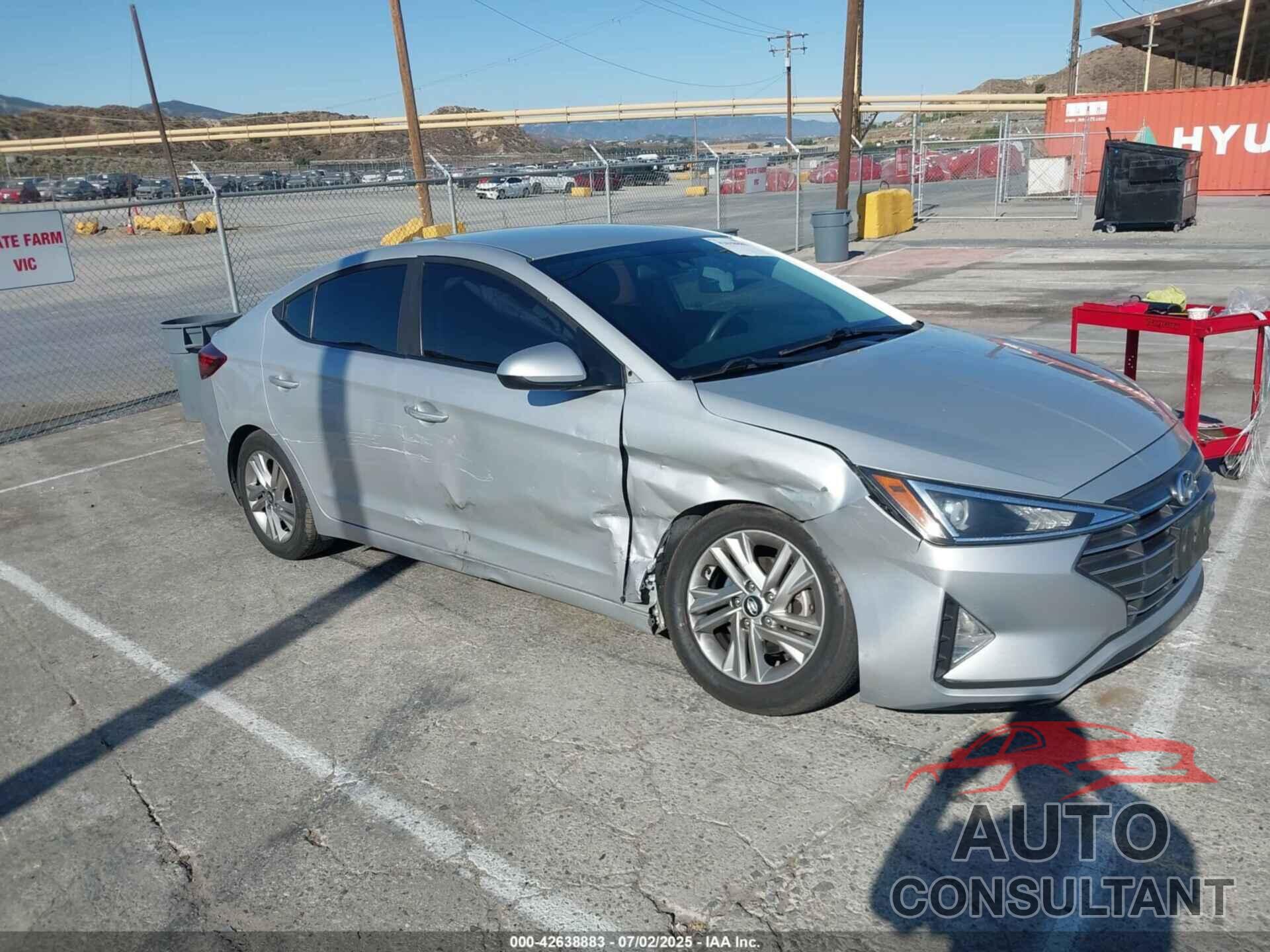 HYUNDAI ELANTRA 2019 - 5NPD84LF4KH442609