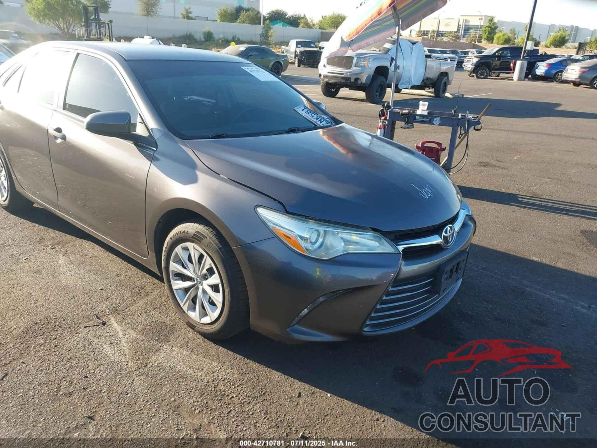TOYOTA CAMRY 2017 - 4T1BF1FK4HU812407