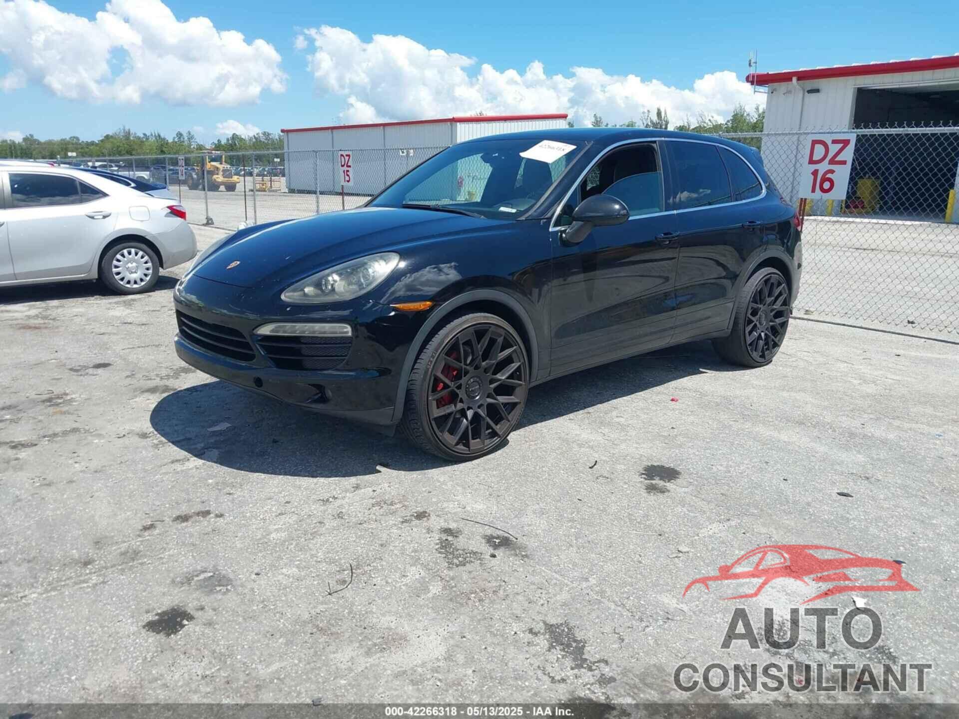 PORSCHE CAYENNE 2012 - WP1AA2A21CLA02418