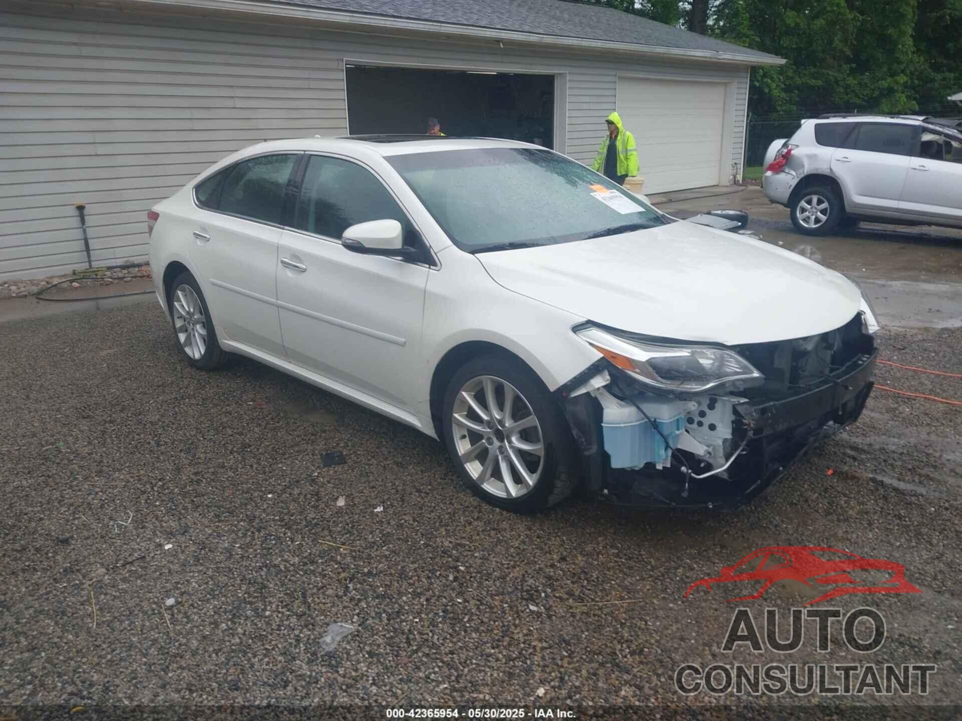 TOYOTA AVALON 2013 - 4T1BK1EB4DU049201