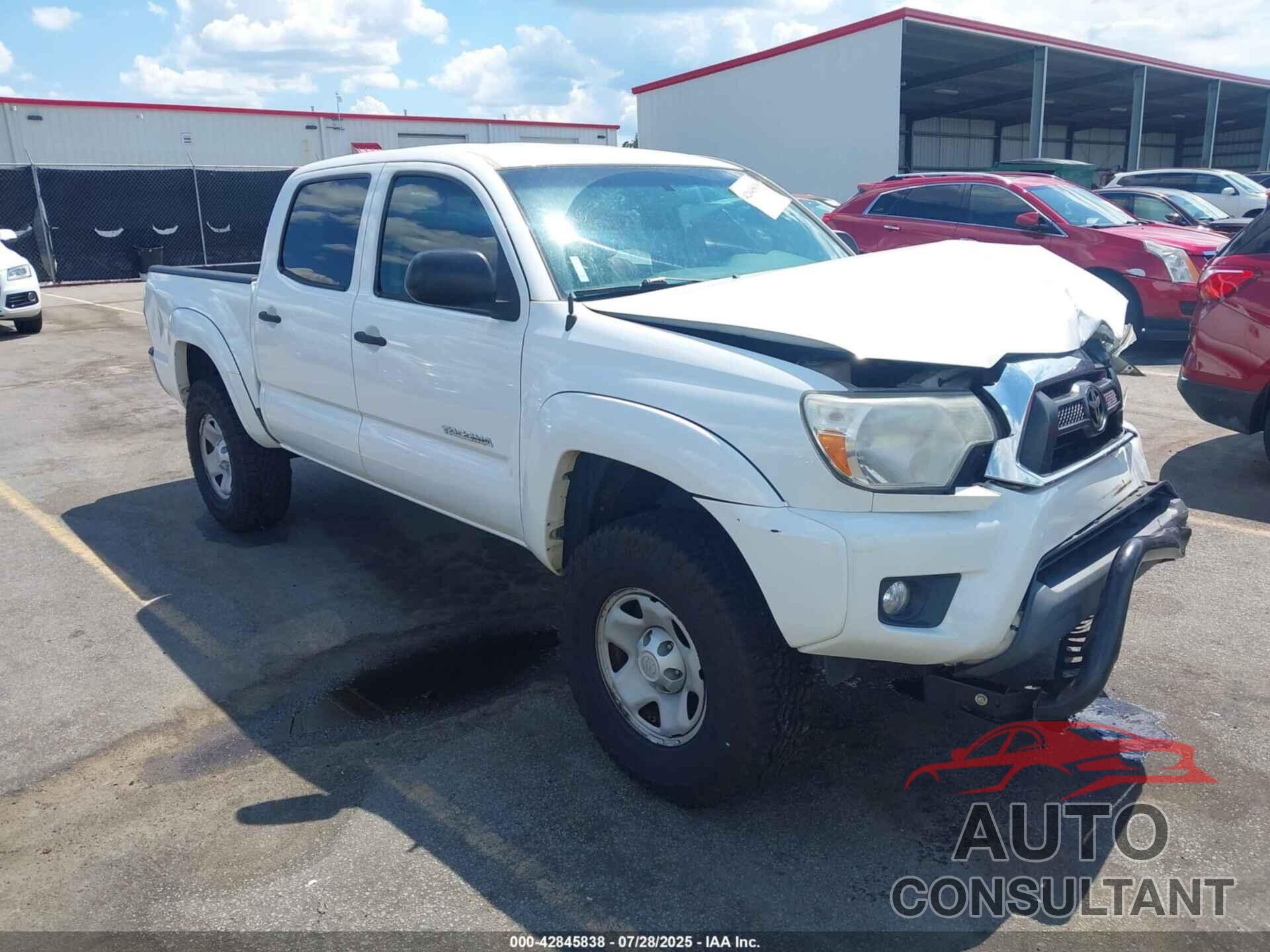 TOYOTA TACOMA 2015 - 5TFJU4GNXFX084880
