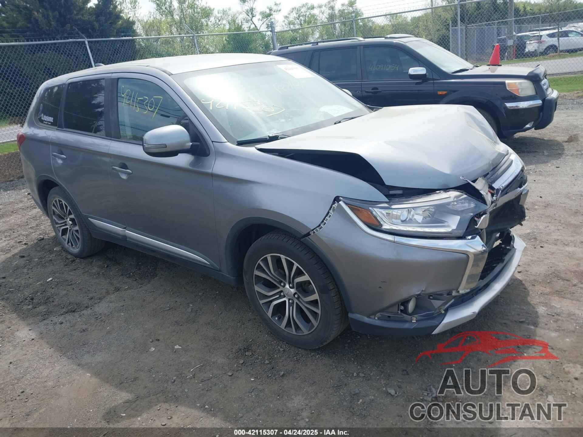 MITSUBISHI OUTLANDER 2018 - JA4AD3A36JZ043199