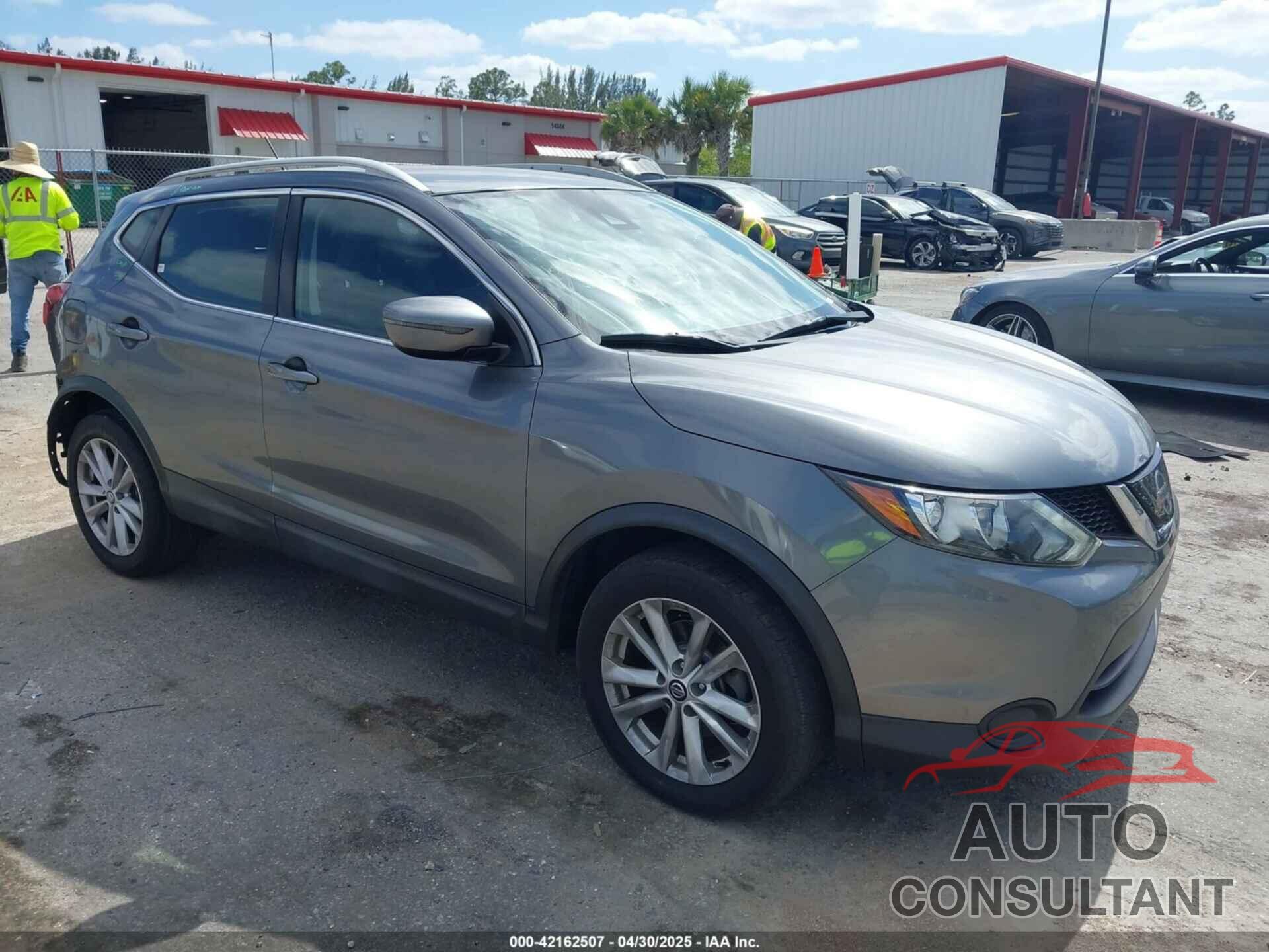 NISSAN ROGUE SPORT 2019 - JN1BJ1CP3KW232888