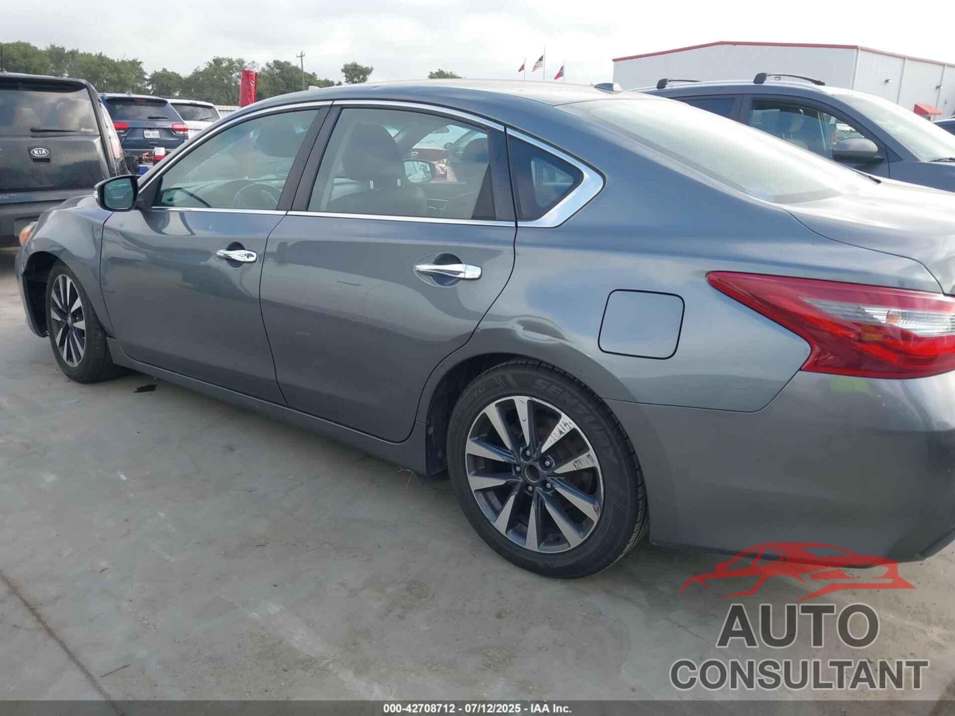 NISSAN ALTIMA 2018 - 1N4AL3AP5JC165962